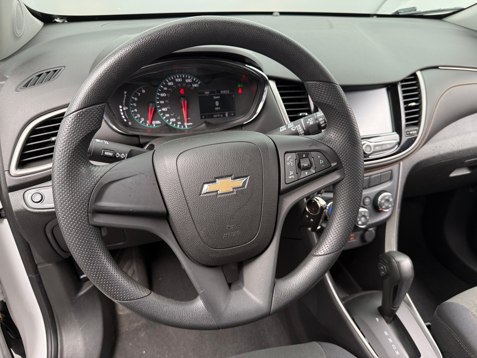 Thumbnail: 2017 Chevrolet Trax - 5