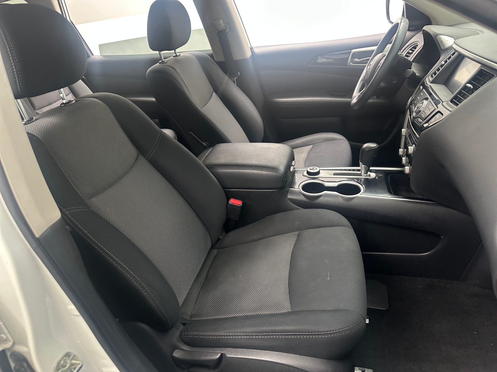 Thumbnail: 2019 Nissan Pathfinder - 2