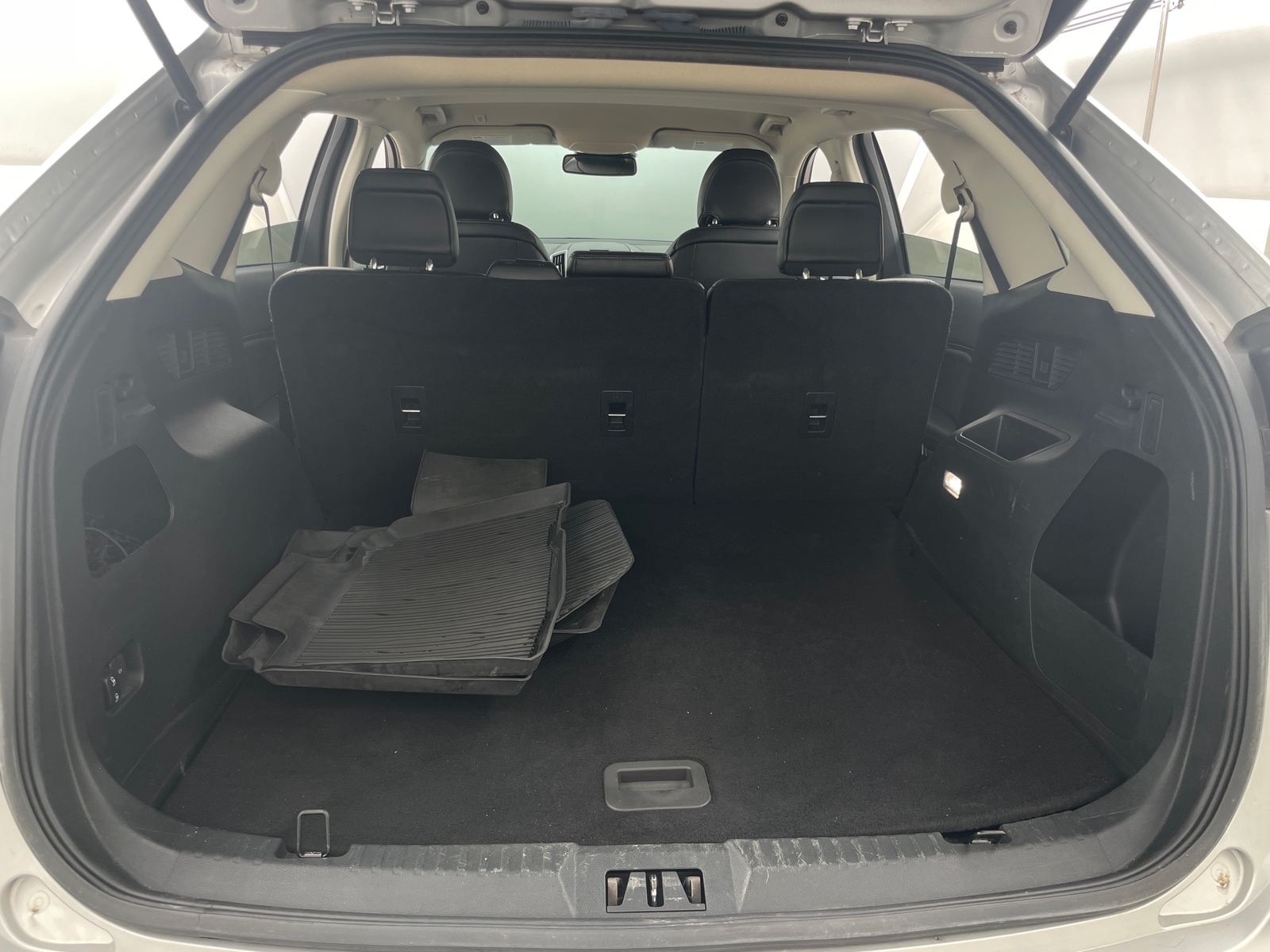 Thumbnail: 2019 Ford Edge - 7