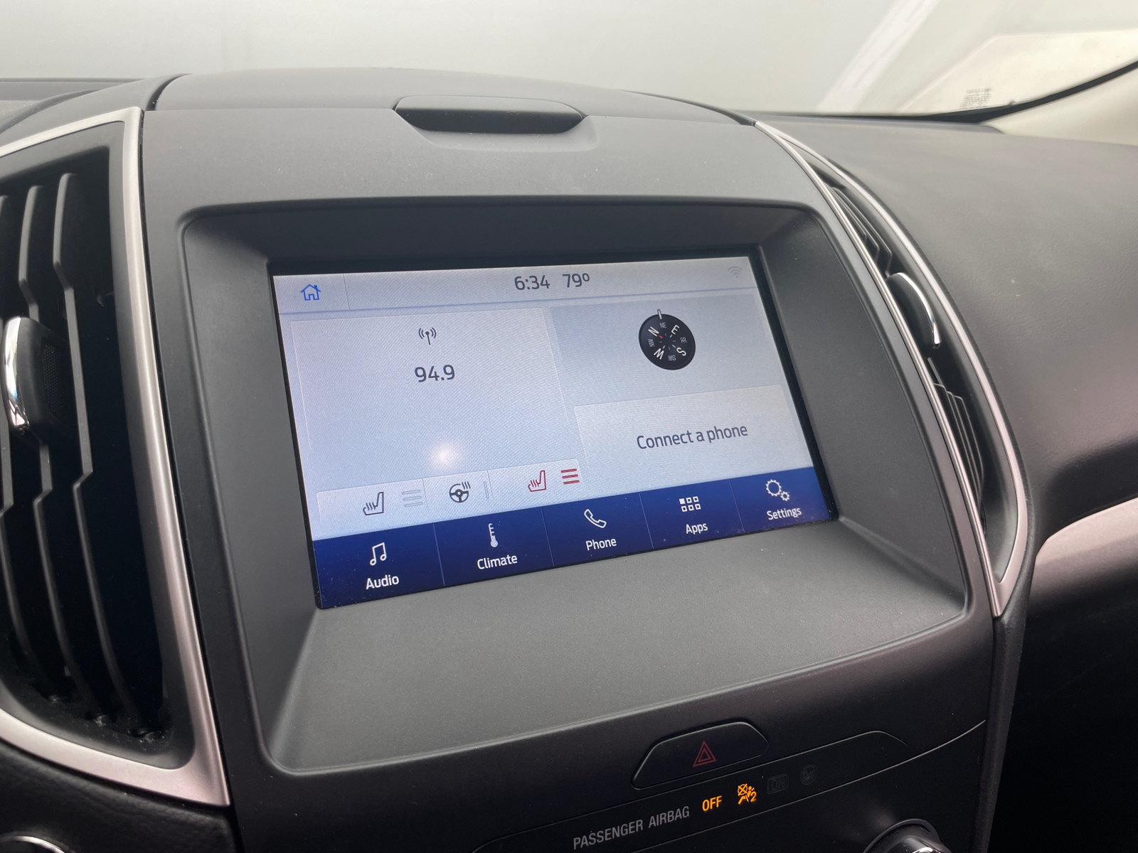 Thumbnail: 2019 Ford Edge - 4