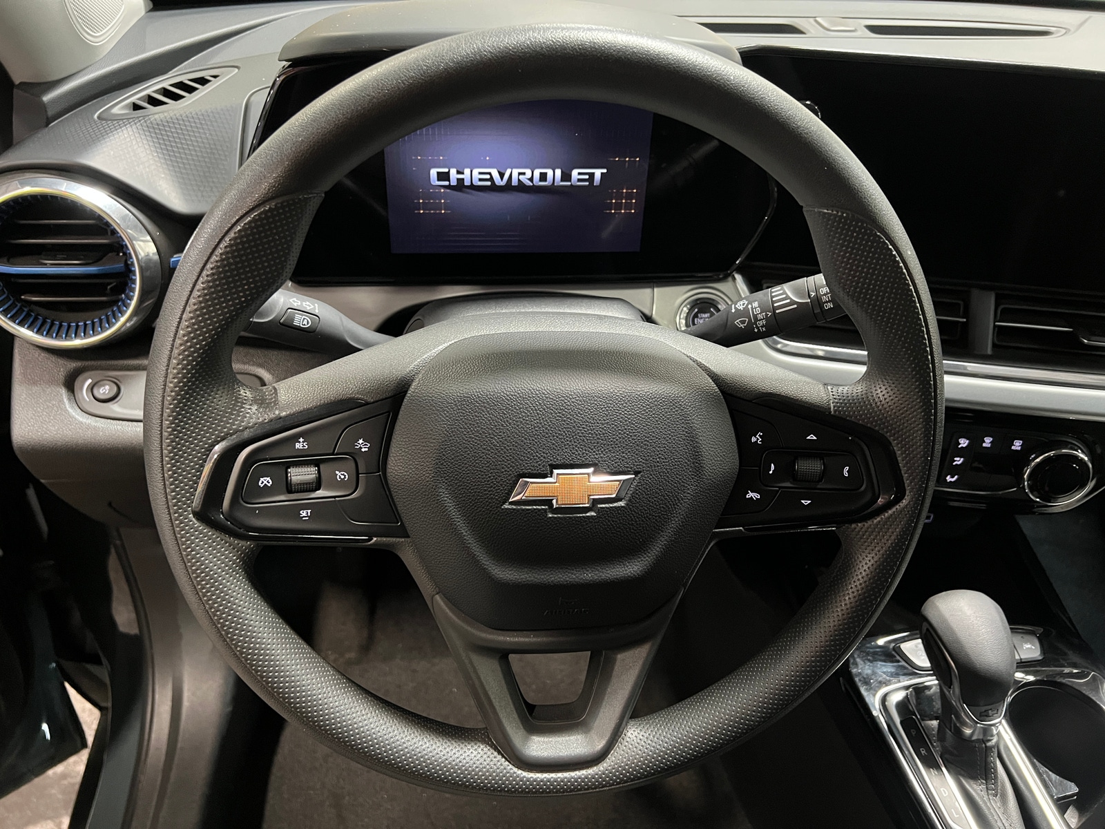 Thumbnail: 2025 Chevrolet Trax - 5