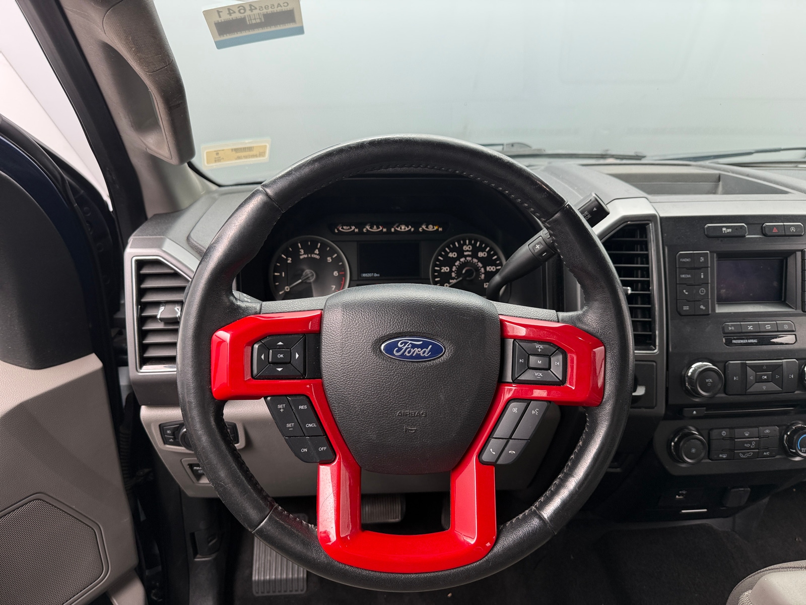 Thumbnail: 2018 Ford Econoline - 5