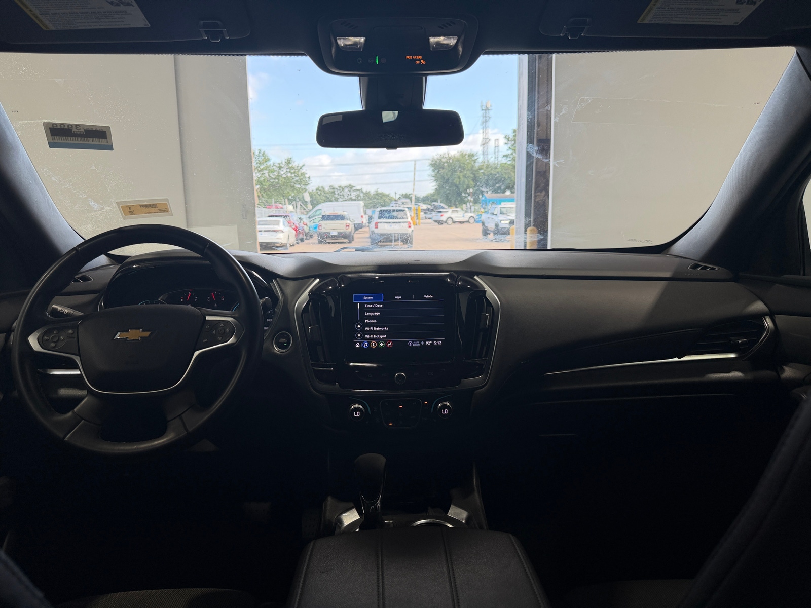 Thumbnail: 2023 Chevrolet Traverse - 3
