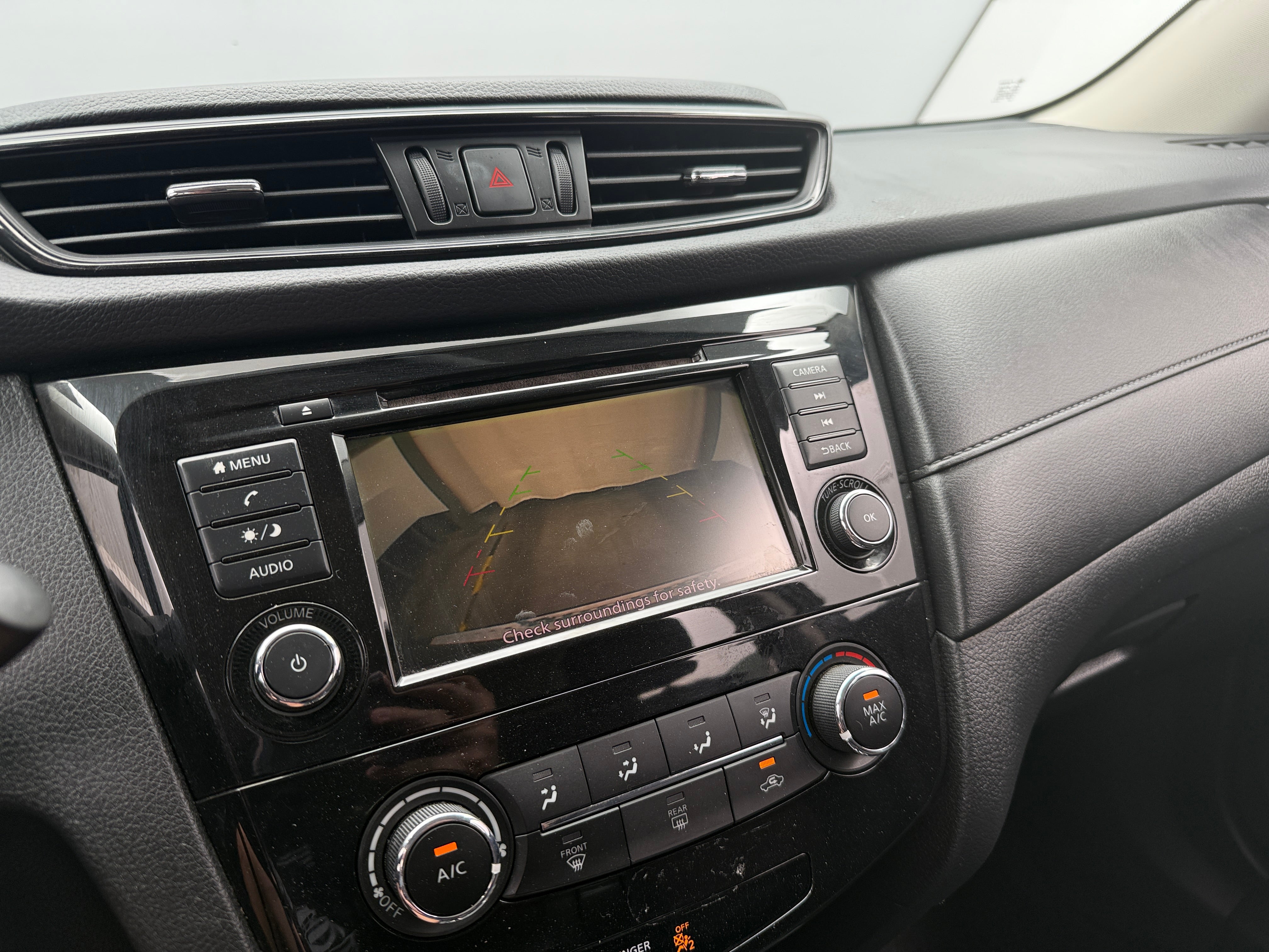 2018 Nissan Rogue S - Photo 11