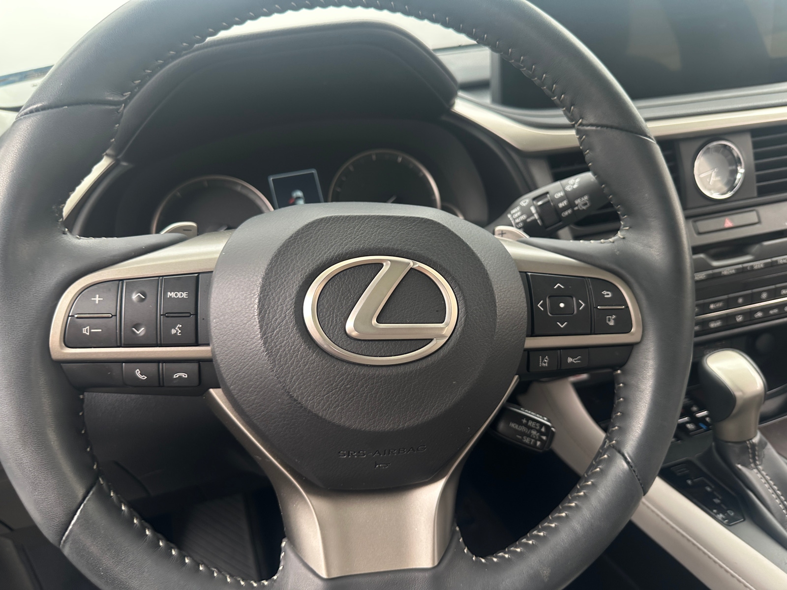 Thumbnail: 2022 Lexus RX - 4
