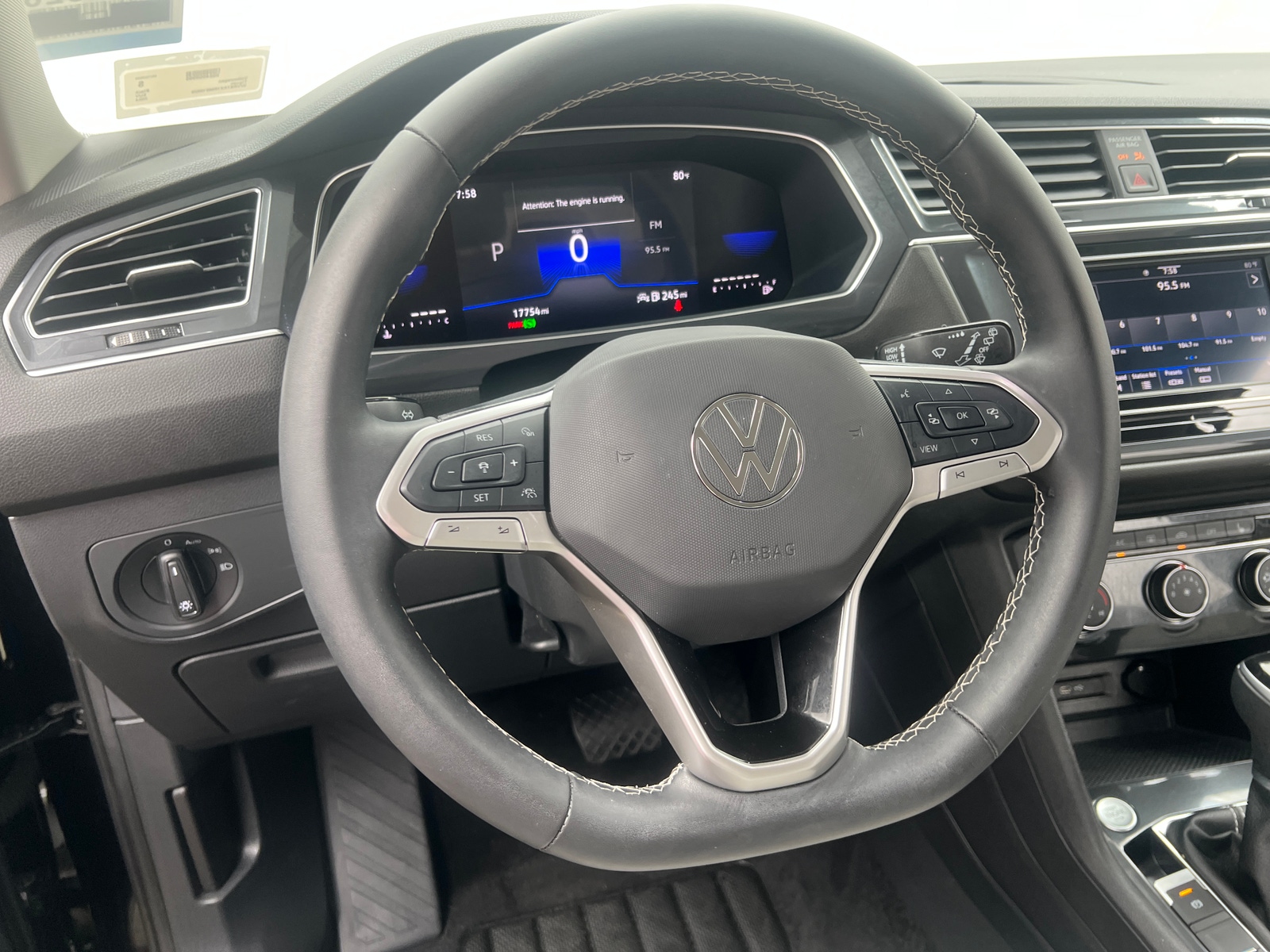 Thumbnail: 2024 Volkswagen Tiguan - 5