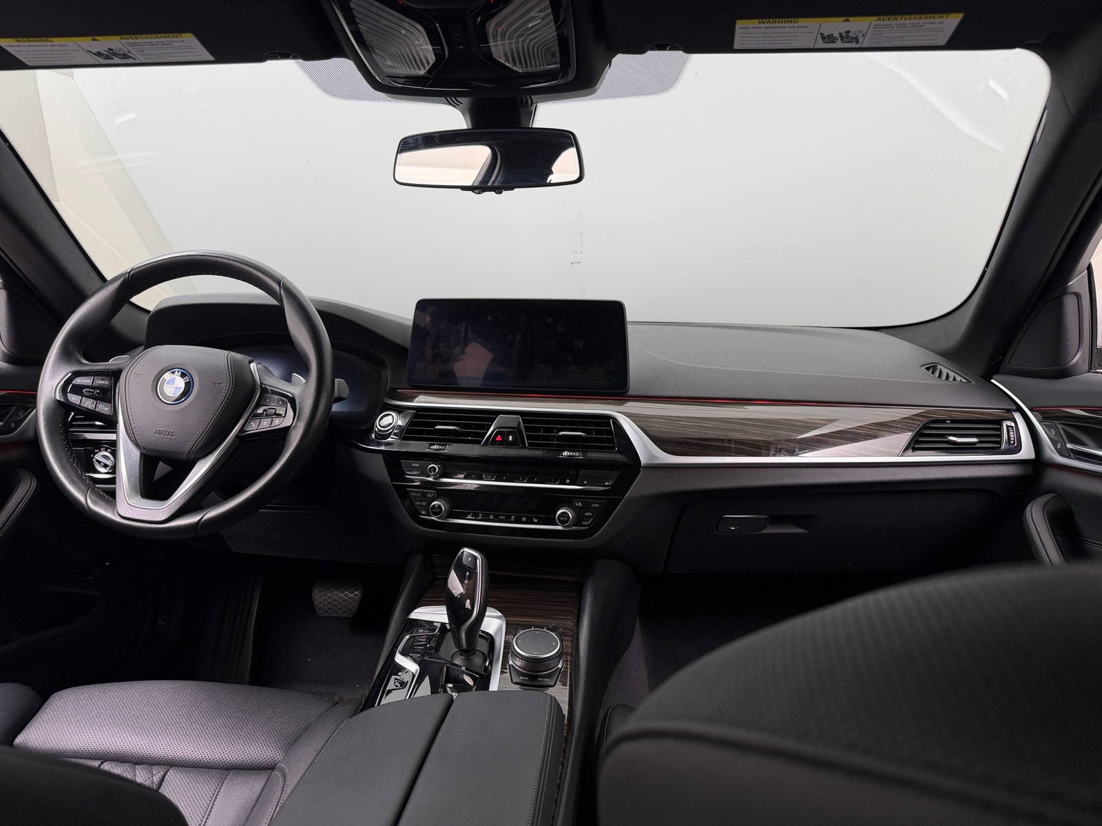 Thumbnail: 2023 BMW 5 Series - 2