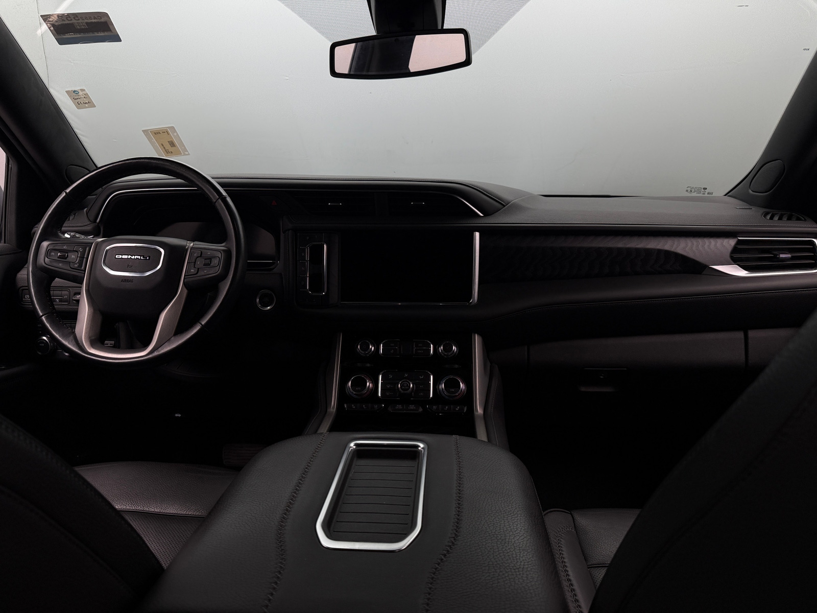 Thumbnail: 2022 GMC Yukon XL - 2