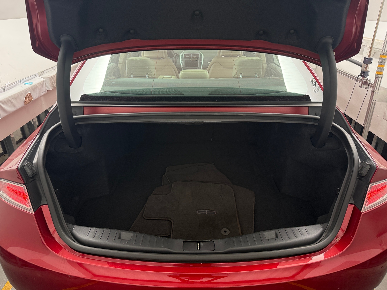 Thumbnail: 2018 Lincoln MKZ - 6