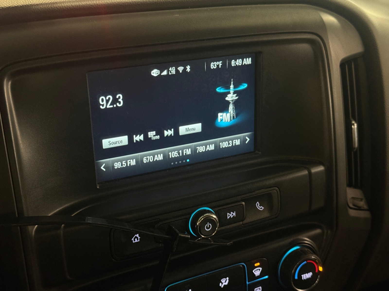 Thumbnail: 2019 Chevrolet Silverado 1500 - 4
