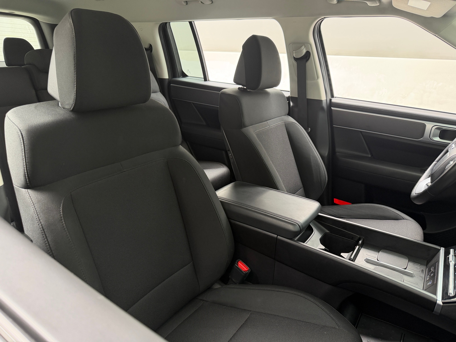 Thumbnail: 2024 Hyundai Santa Fe - 2