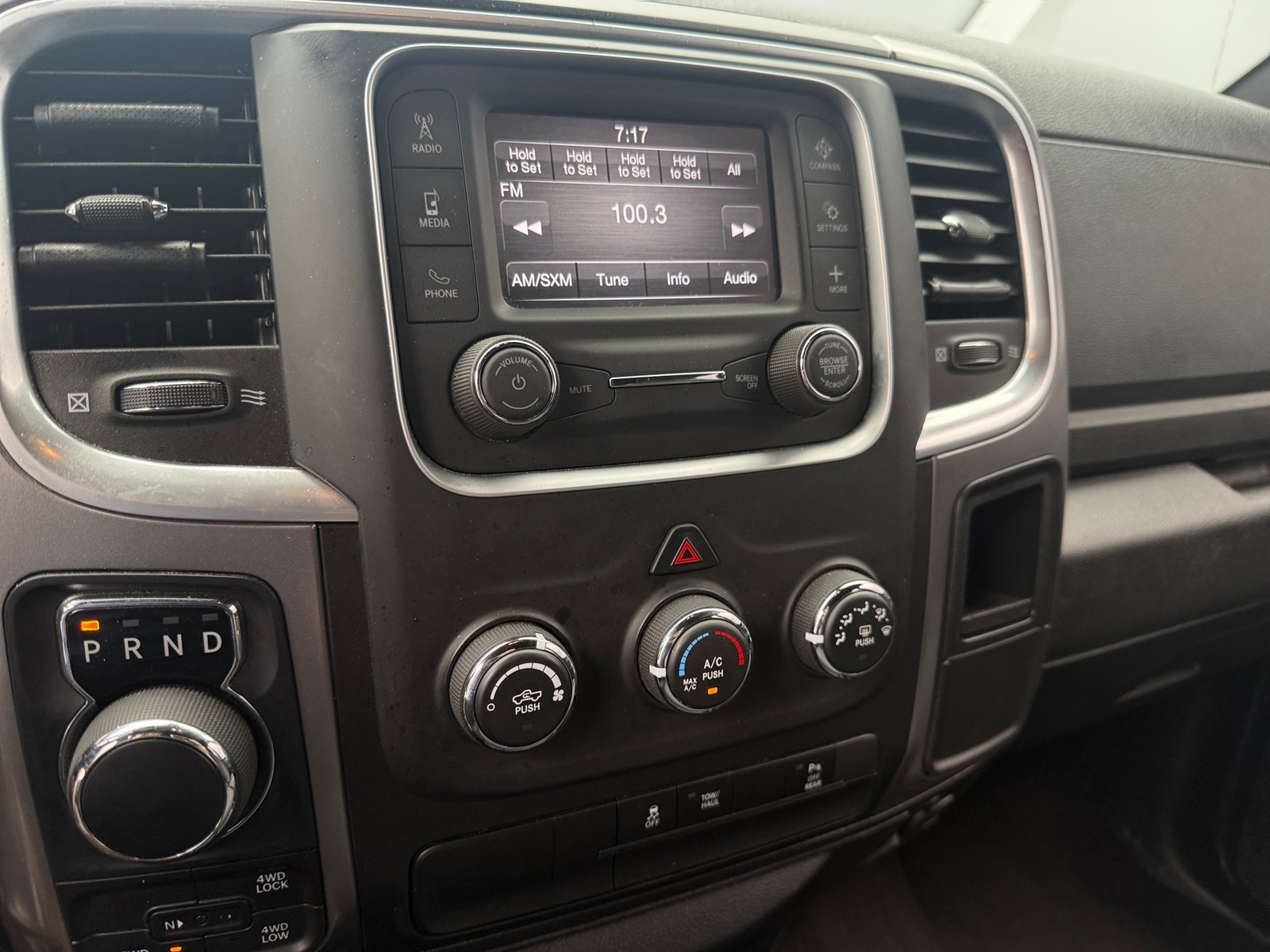Thumbnail: 2024 RAM 1500 Classic - 4