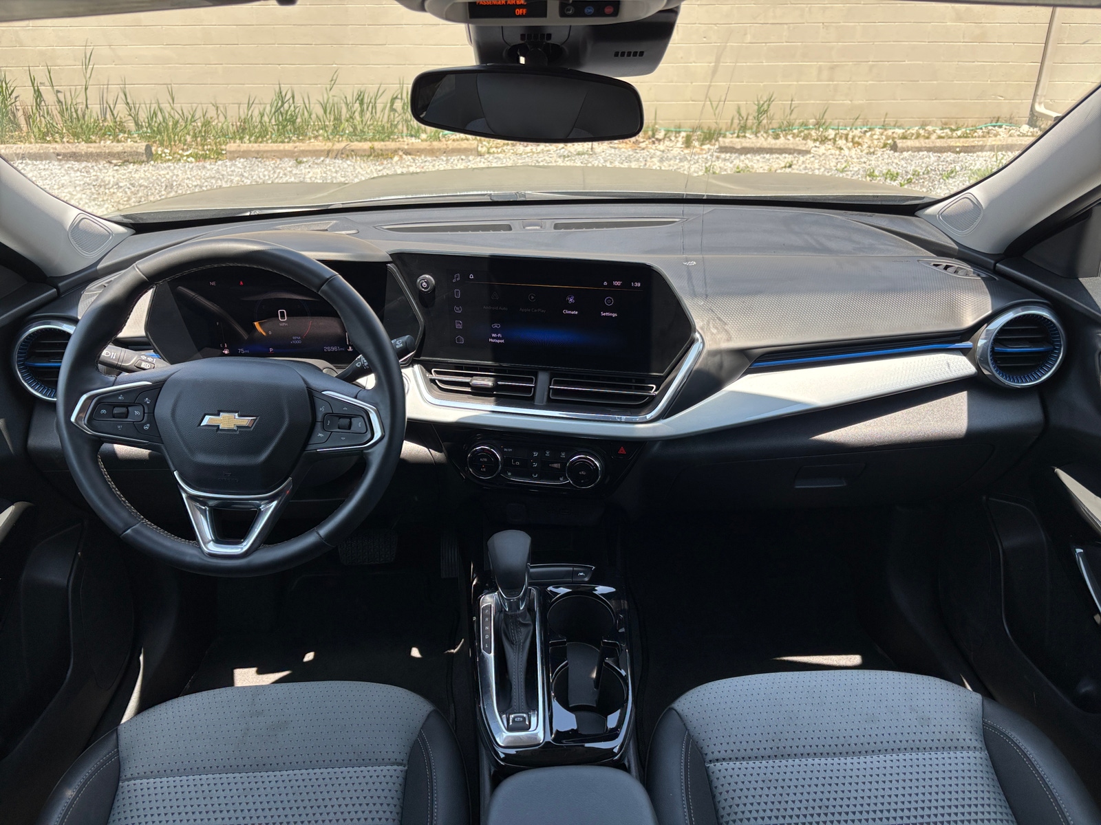 Thumbnail: 2025 Chevrolet Trax - 3