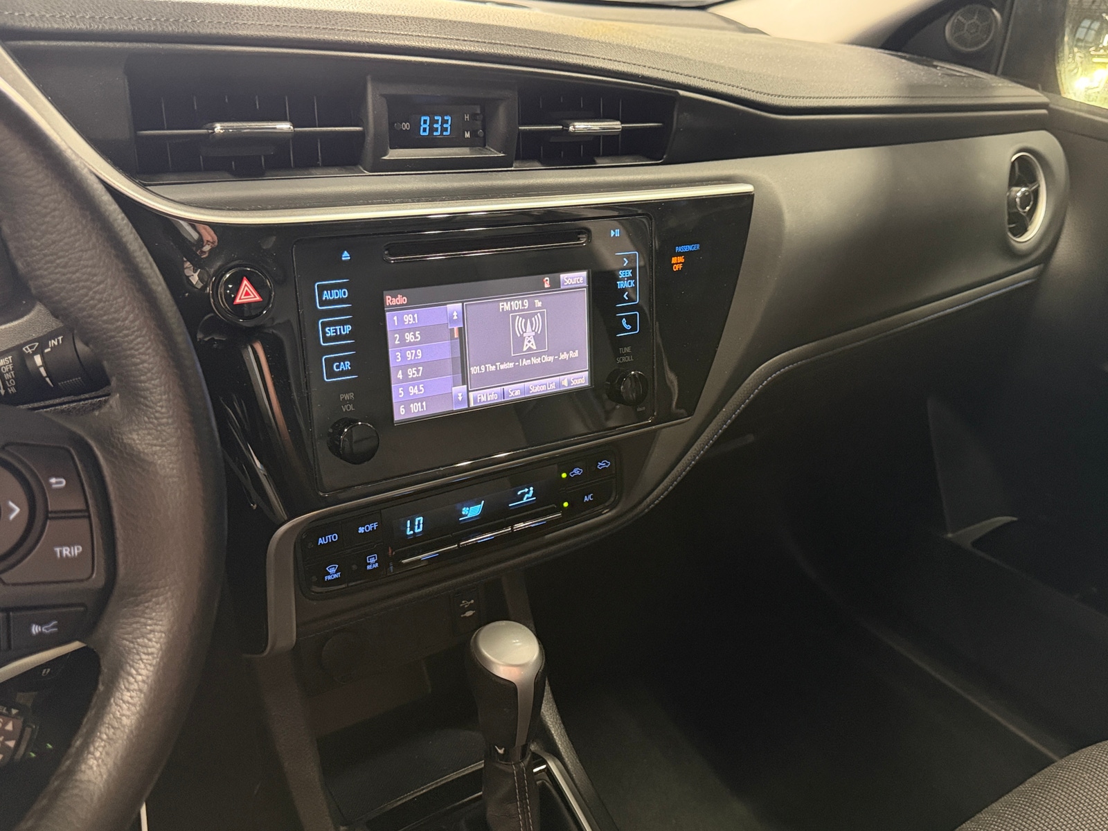 Thumbnail: 2018 Toyota Corolla - 4