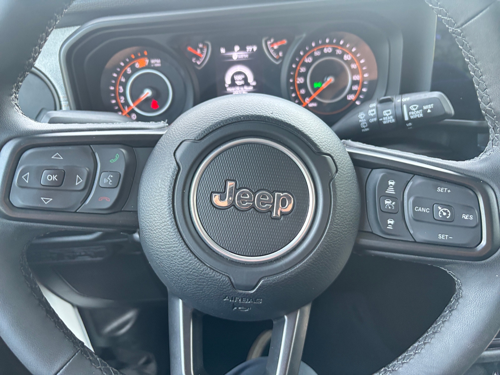 Thumbnail: 2025 Jeep Wrangler - 5