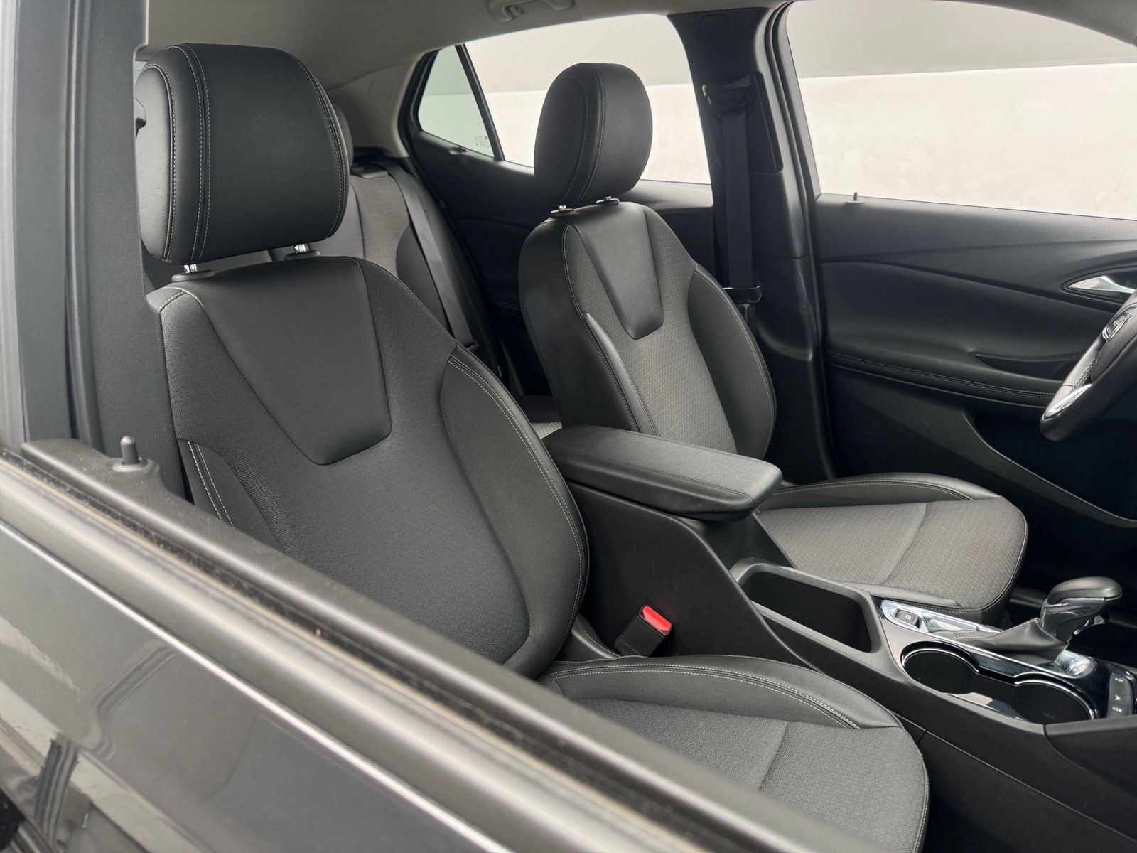 Thumbnail: 2025 Buick Encore GX - 2