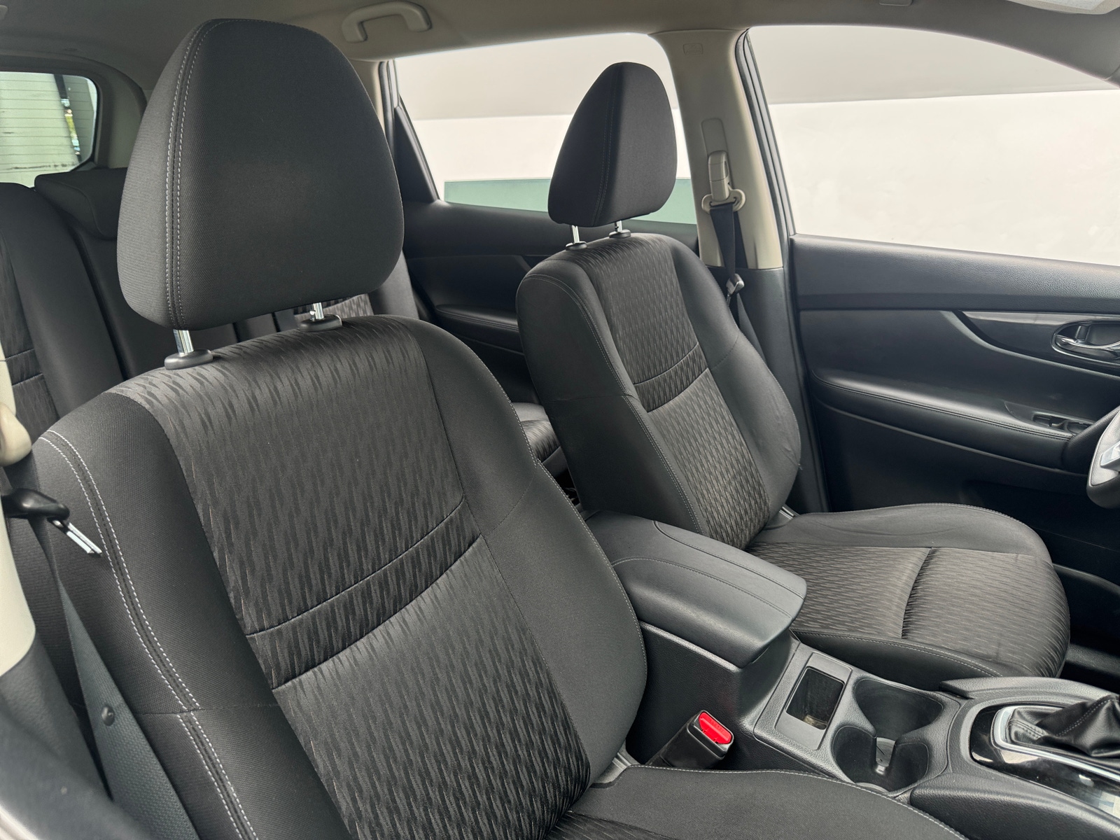 Thumbnail: 2018 Nissan Rogue - 2