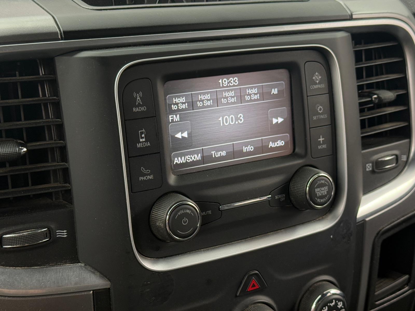Thumbnail: 2024 RAM 1500 Classic - 4