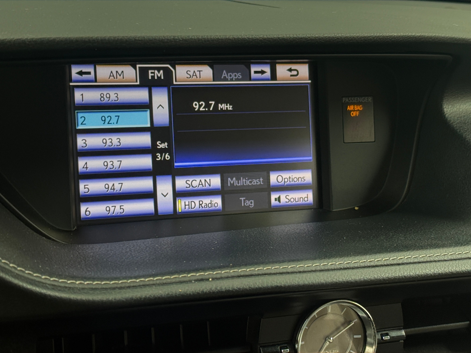 Thumbnail: 2013 Lexus ES - 3