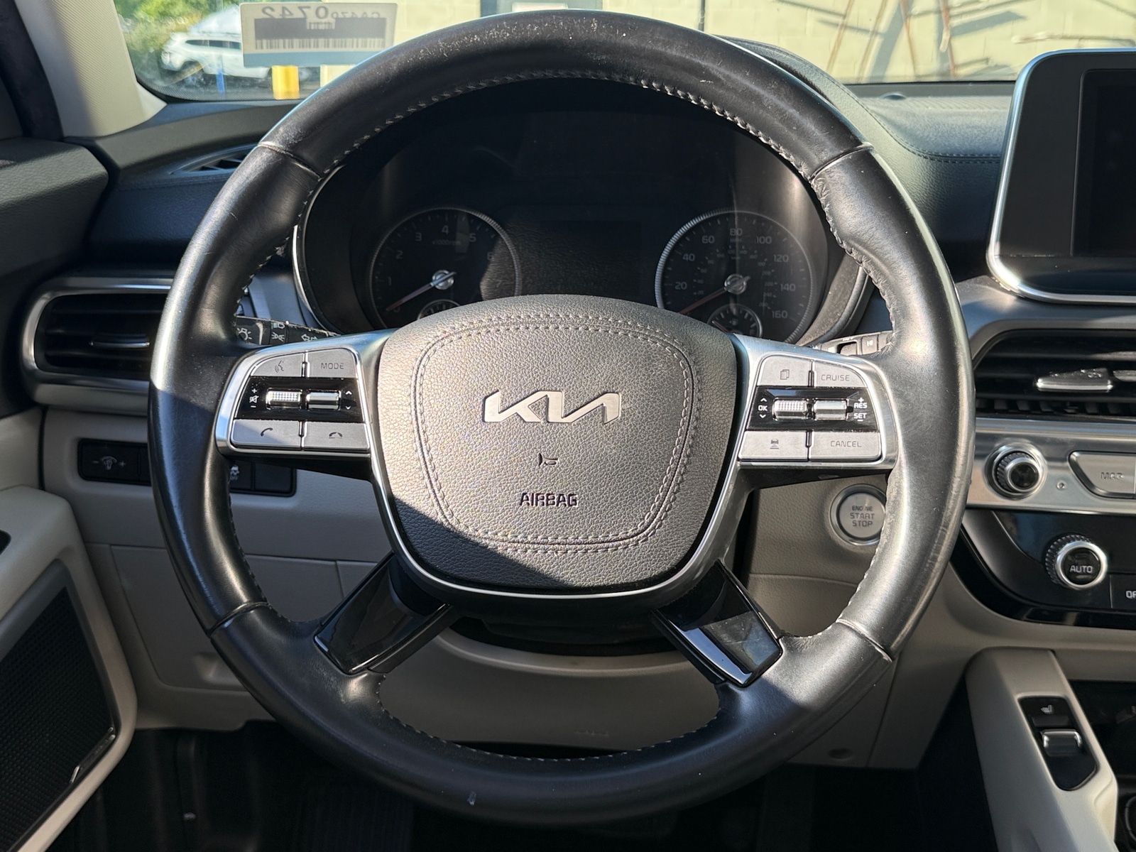 Thumbnail: 2022 Kia Telluride - 4