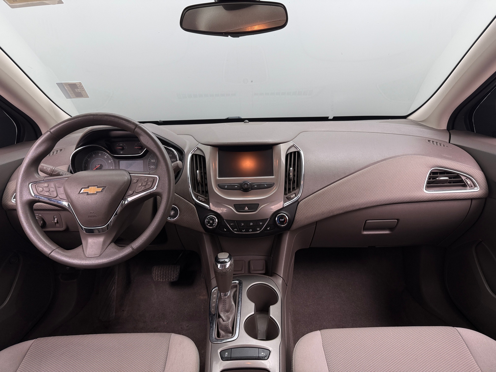 Thumbnail: 2016 Chevrolet Cruze - 3