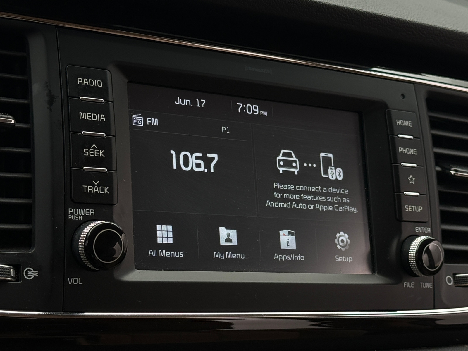 Thumbnail: 2020 Kia Sedona - 3