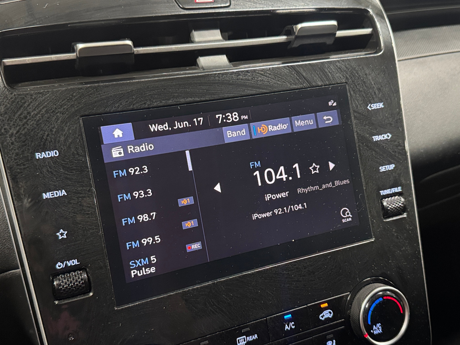 Thumbnail: 2023 Hyundai Tucson - 4