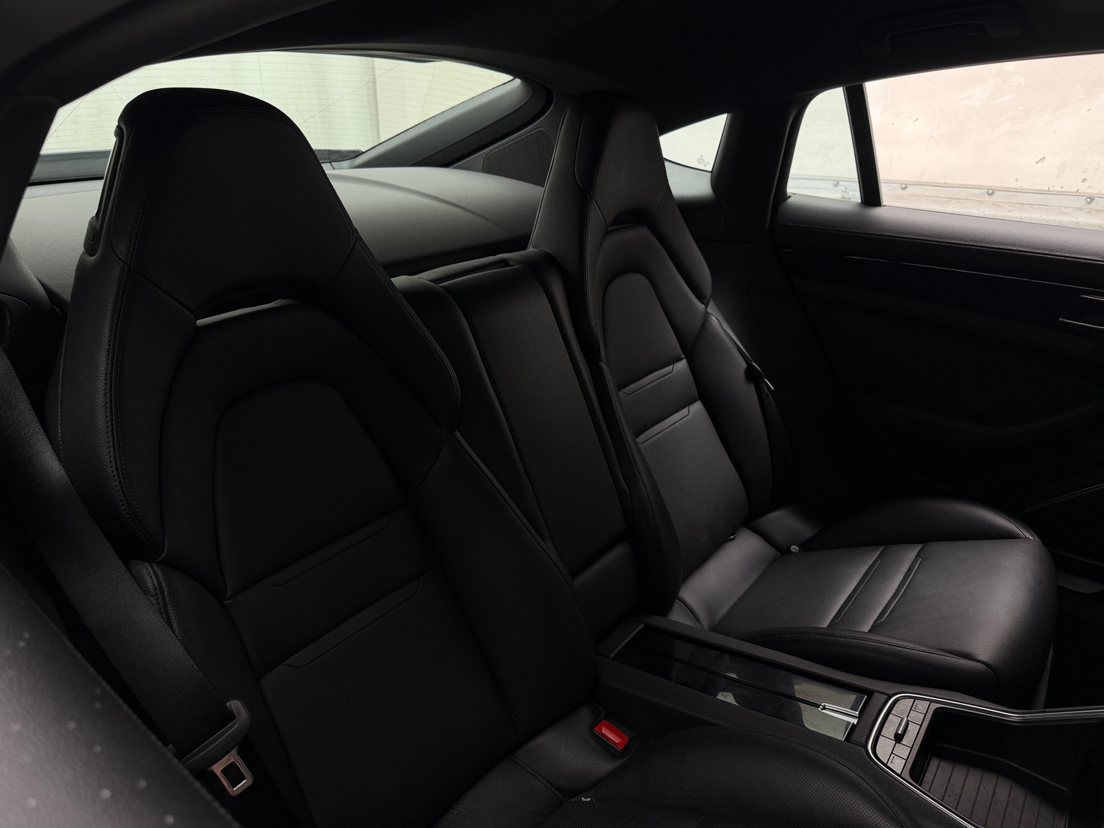 Thumbnail: 2018 Porsche Panamera - 5