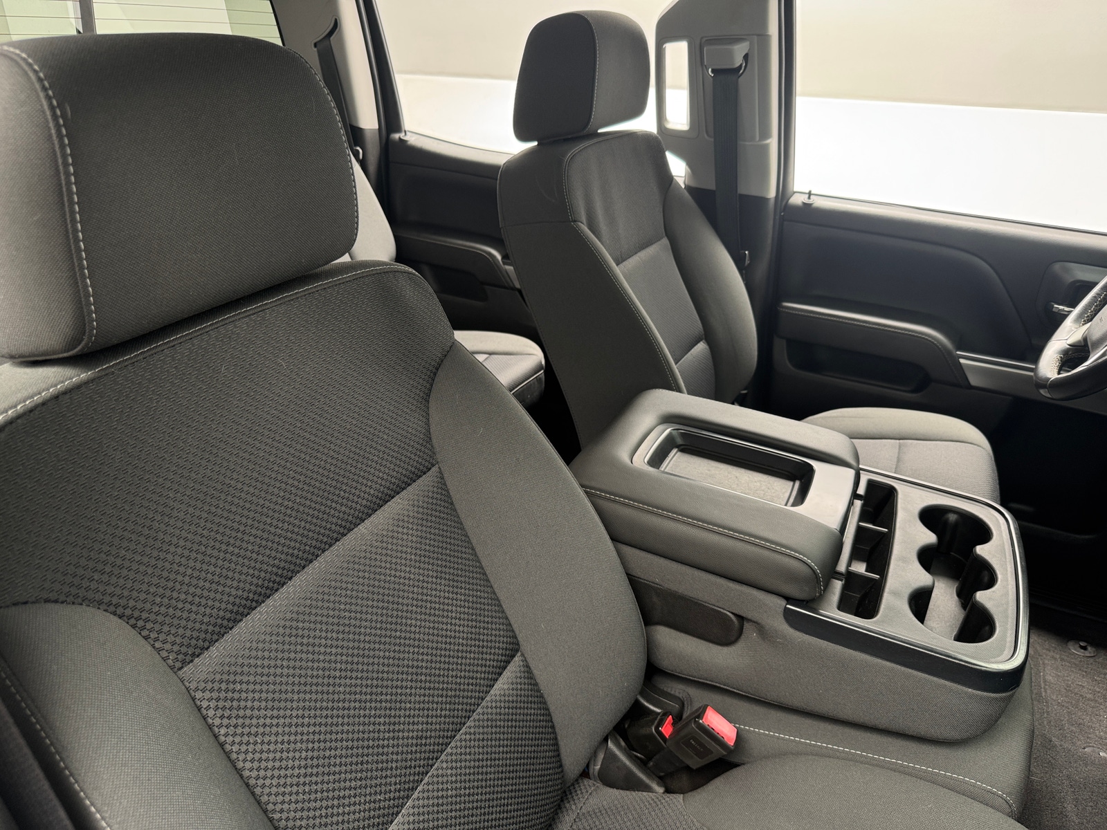 Thumbnail: 2018 Chevrolet Silverado 1500 - 2