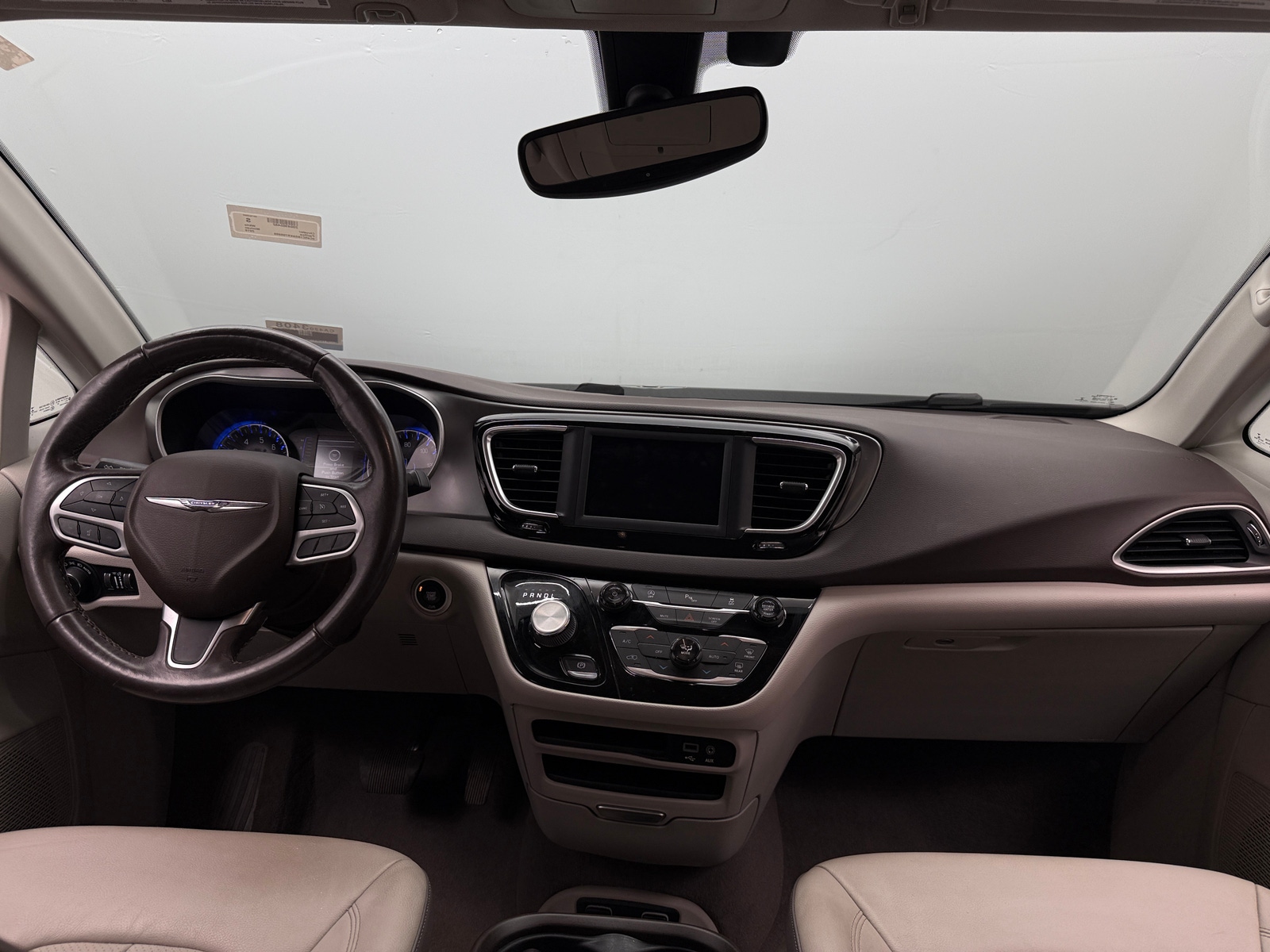 Thumbnail: 2019 Chrysler Pacifica - 2