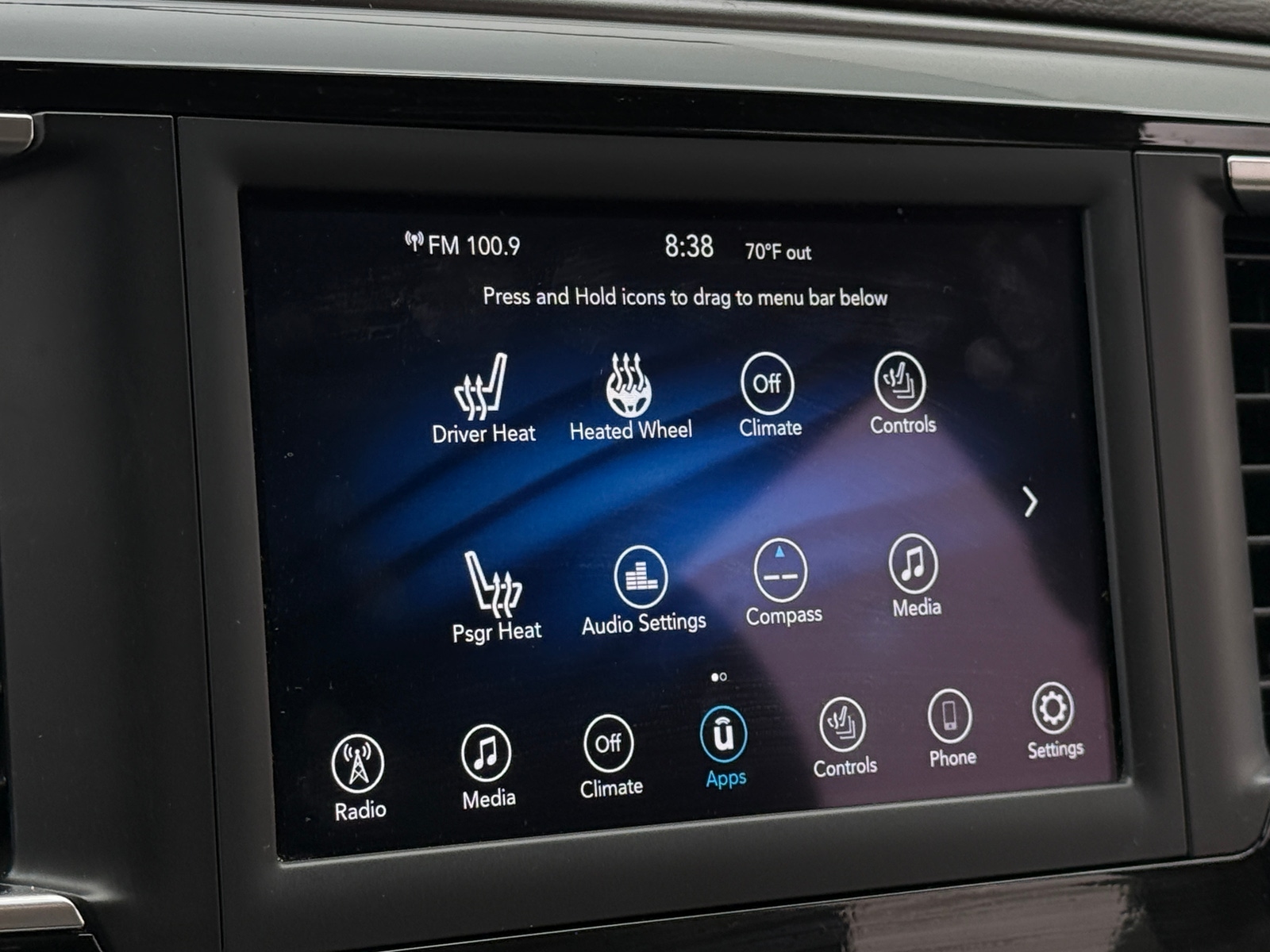 Thumbnail: 2019 Chrysler Pacifica - 3