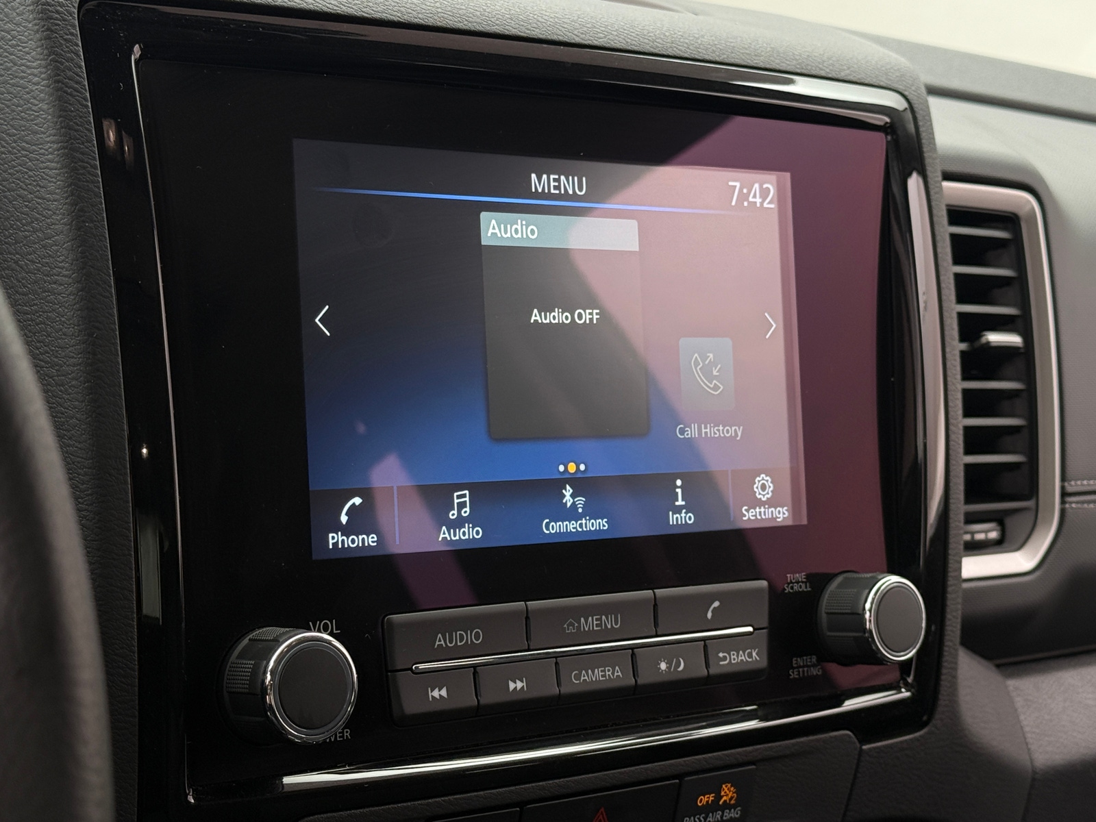 Thumbnail: 2024 Nissan Frontier - 4
