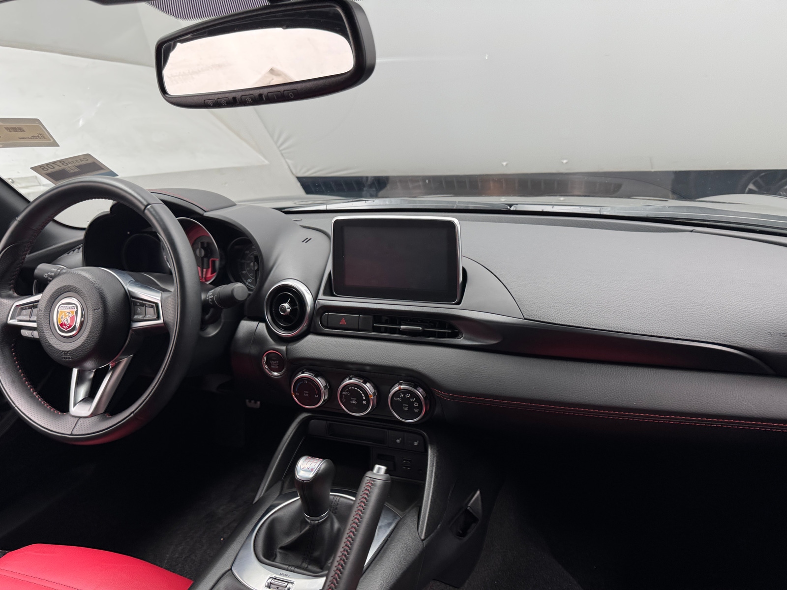 Thumbnail: 2020 Fiat 124 Spider - 2