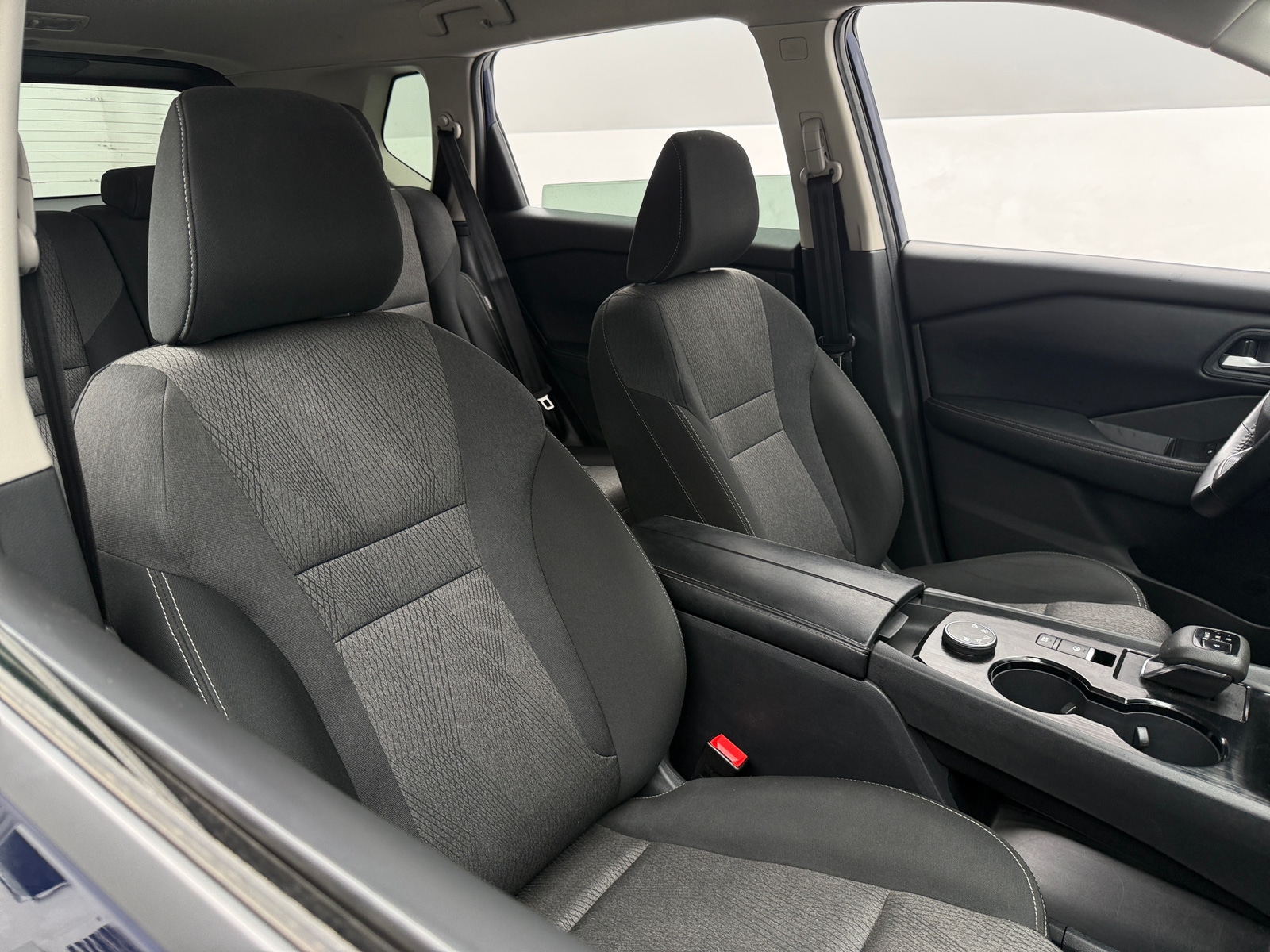 Thumbnail: 2025 Nissan Rogue - 2