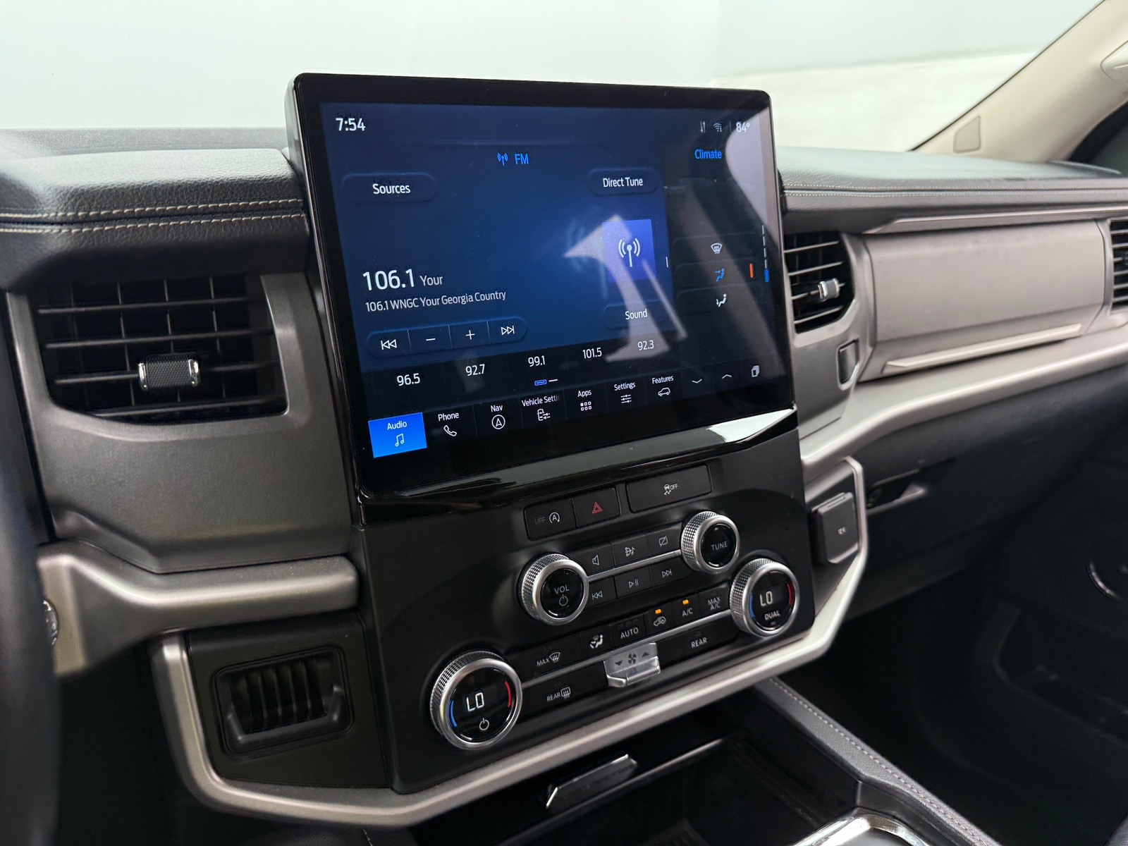 Thumbnail: 2024 Ford Expedition MAX - 4