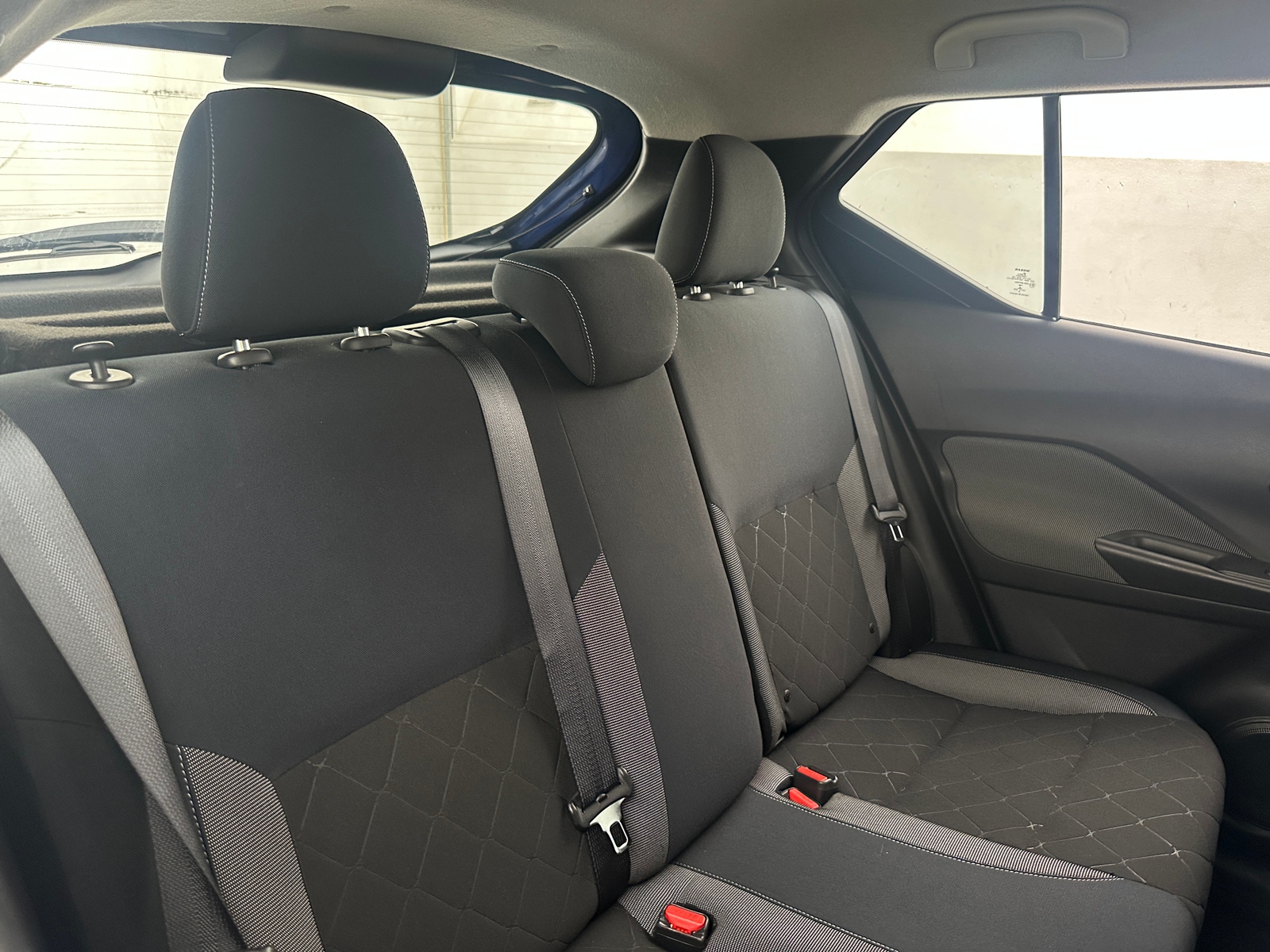 Thumbnail: 2018 Nissan Kicks - 6