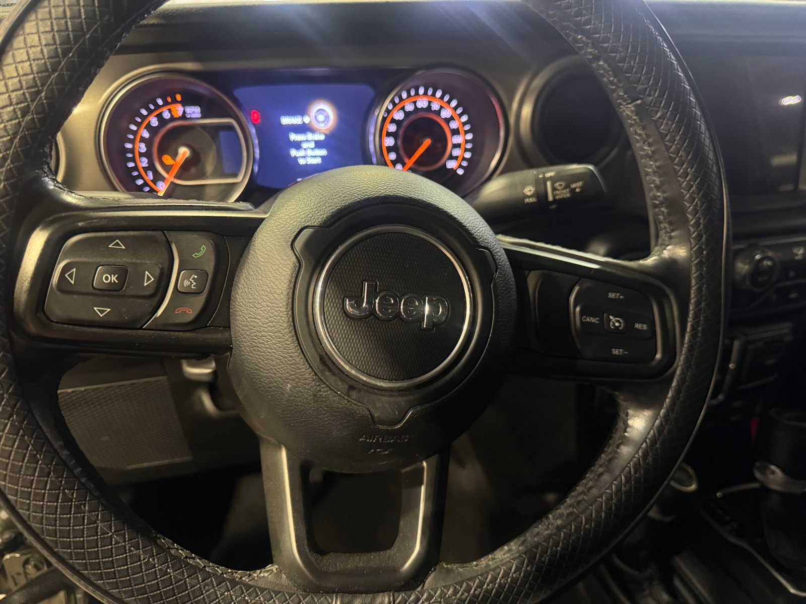 Thumbnail: 2021 Jeep Gladiator - 5