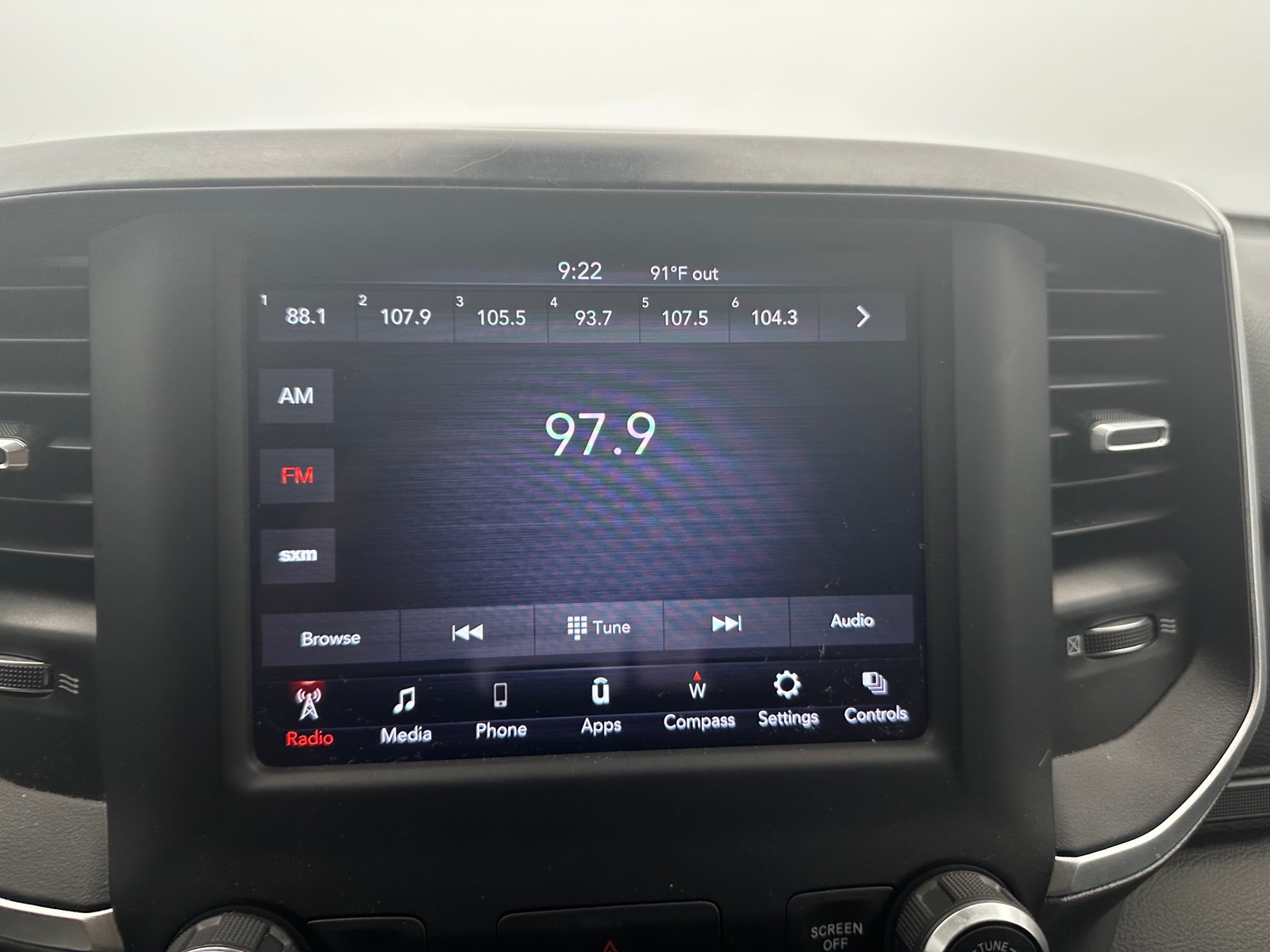Thumbnail: 2020 RAM 1500 - 4