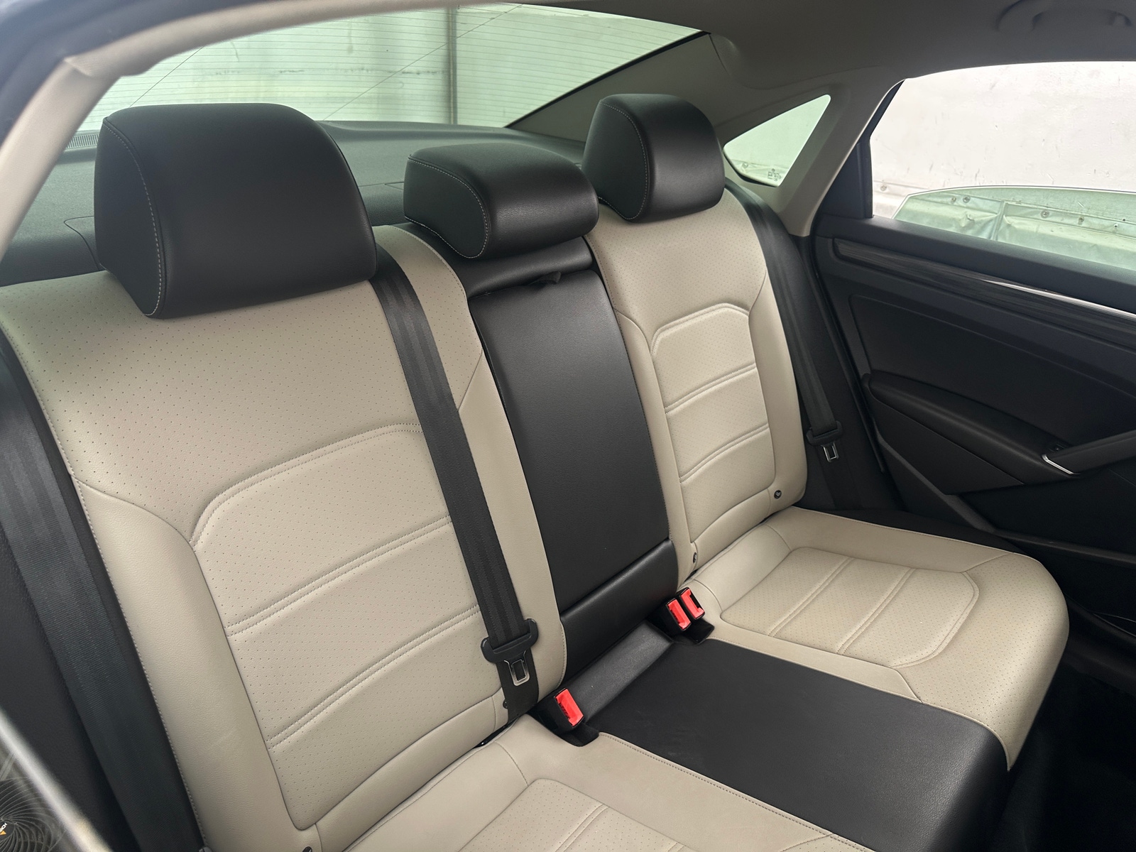Thumbnail: 2020 Volkswagen Passat - 5