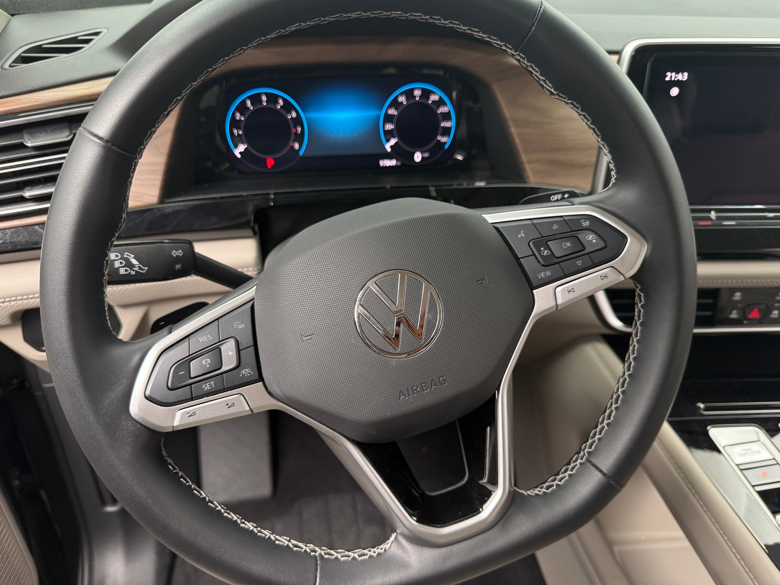 Thumbnail: 2026 Volkswagen Atlas - 4