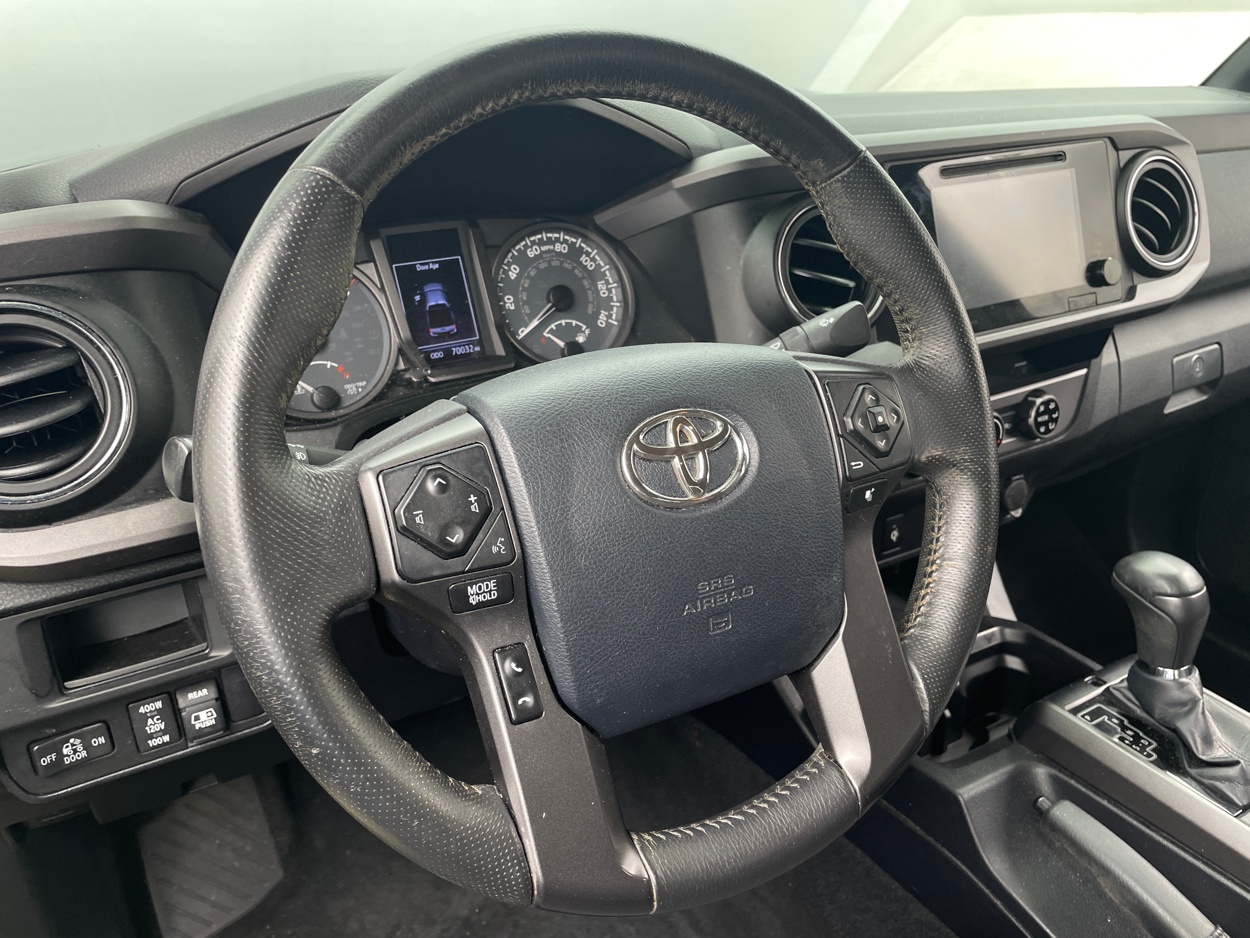 2017 Toyota Tacoma TRD Sport - Photo 4