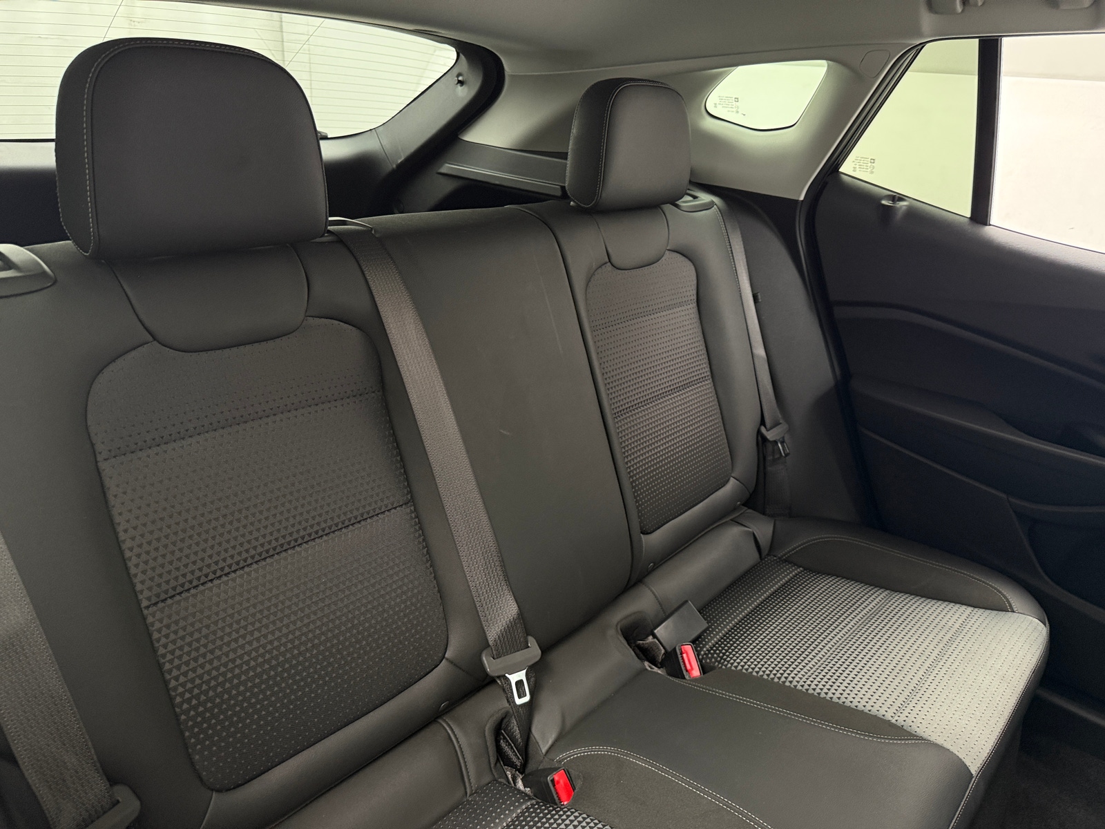 Thumbnail: 2025 Chevrolet Trax - 6
