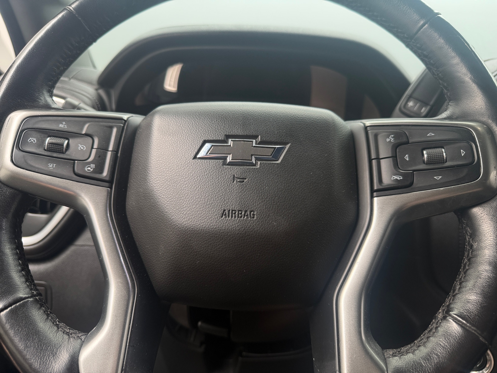 Thumbnail: 2020 Chevrolet Silverado 1500 - 5