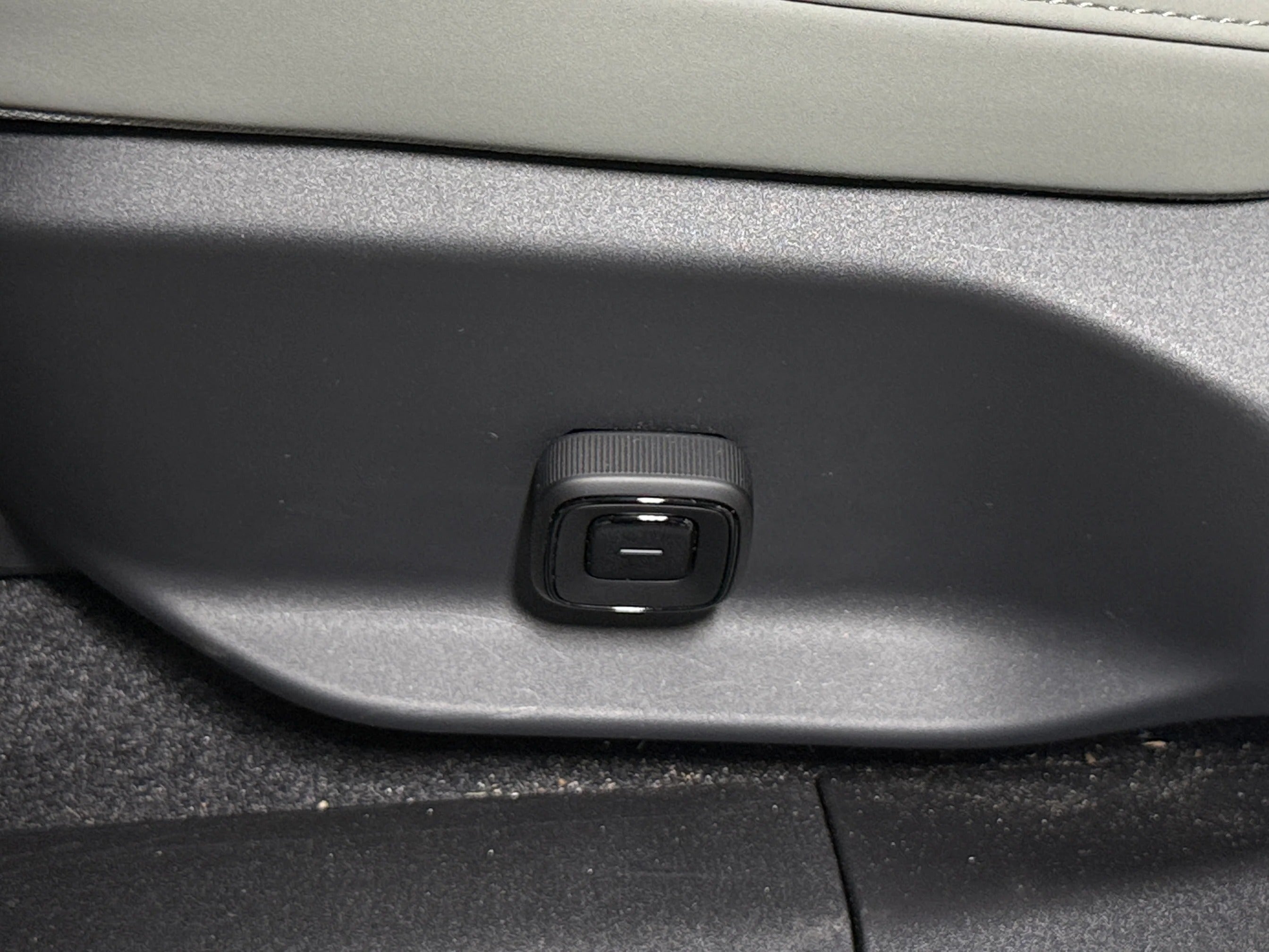 Used 2026 Volvo EX30 Plus with VIN YV4EL3YK7T2625036 for sale in Oak Creek, WI