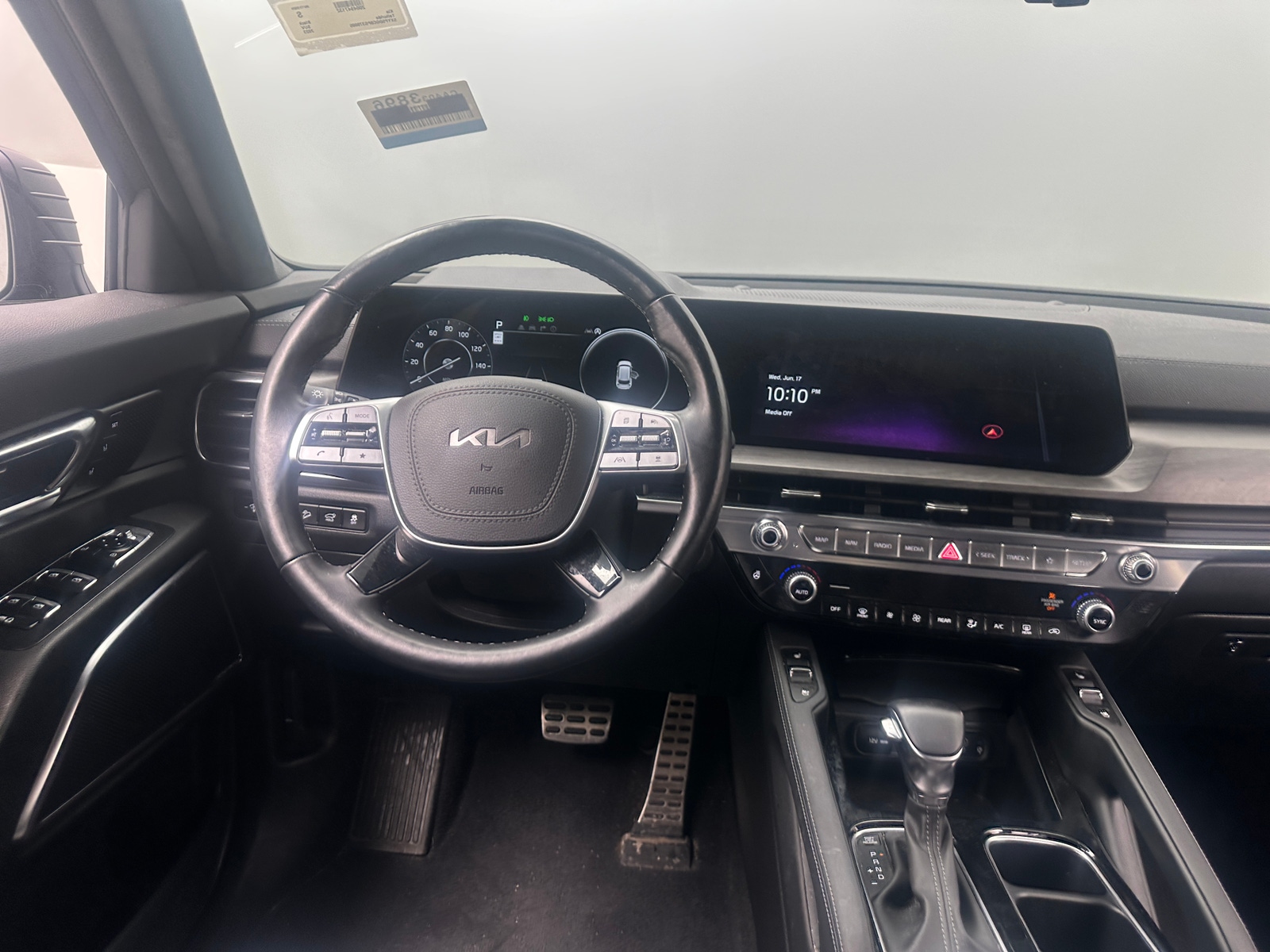 Thumbnail: 2023 Kia Telluride - 4