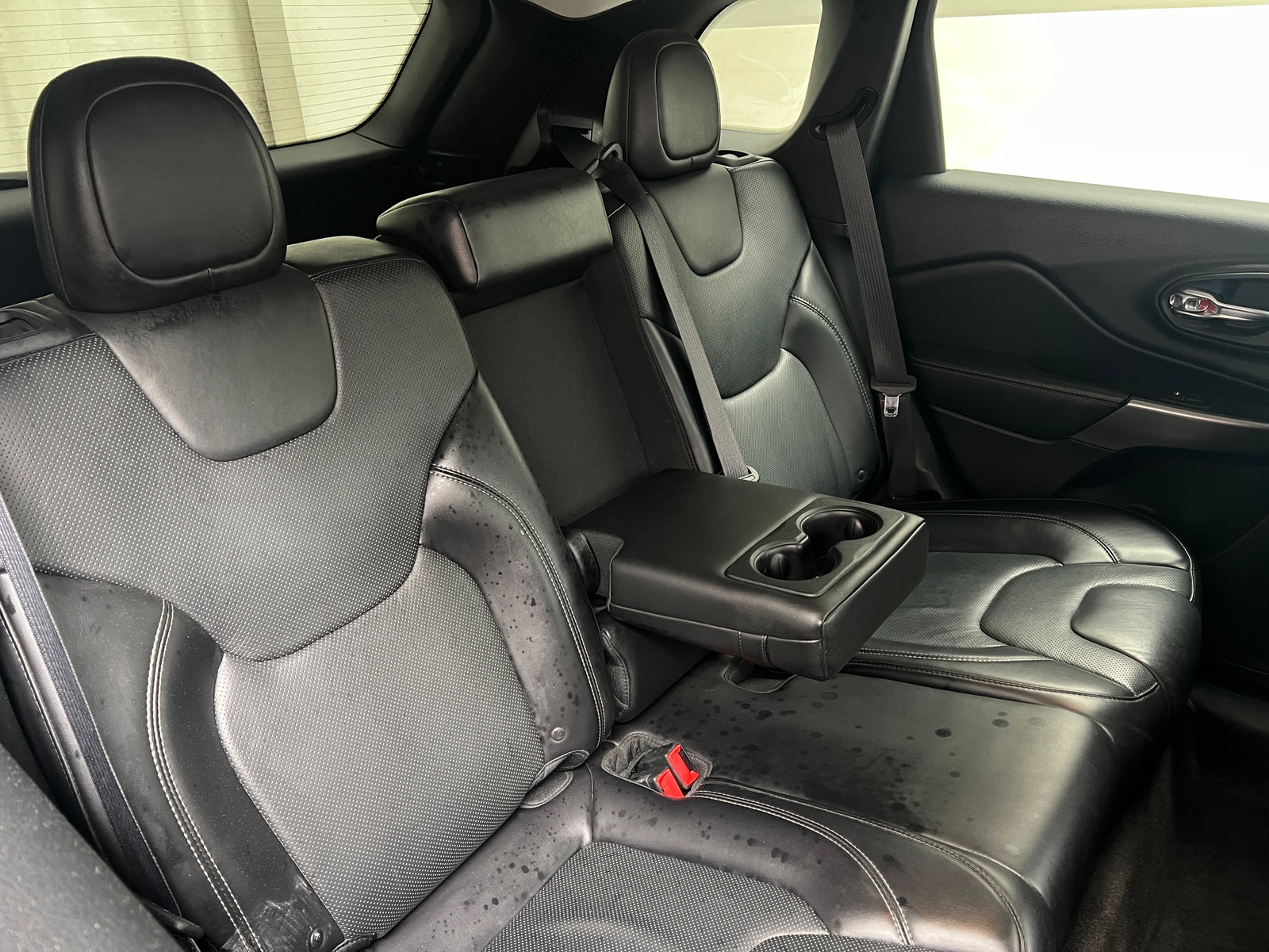 Thumbnail: 2019 Jeep Cherokee - 5