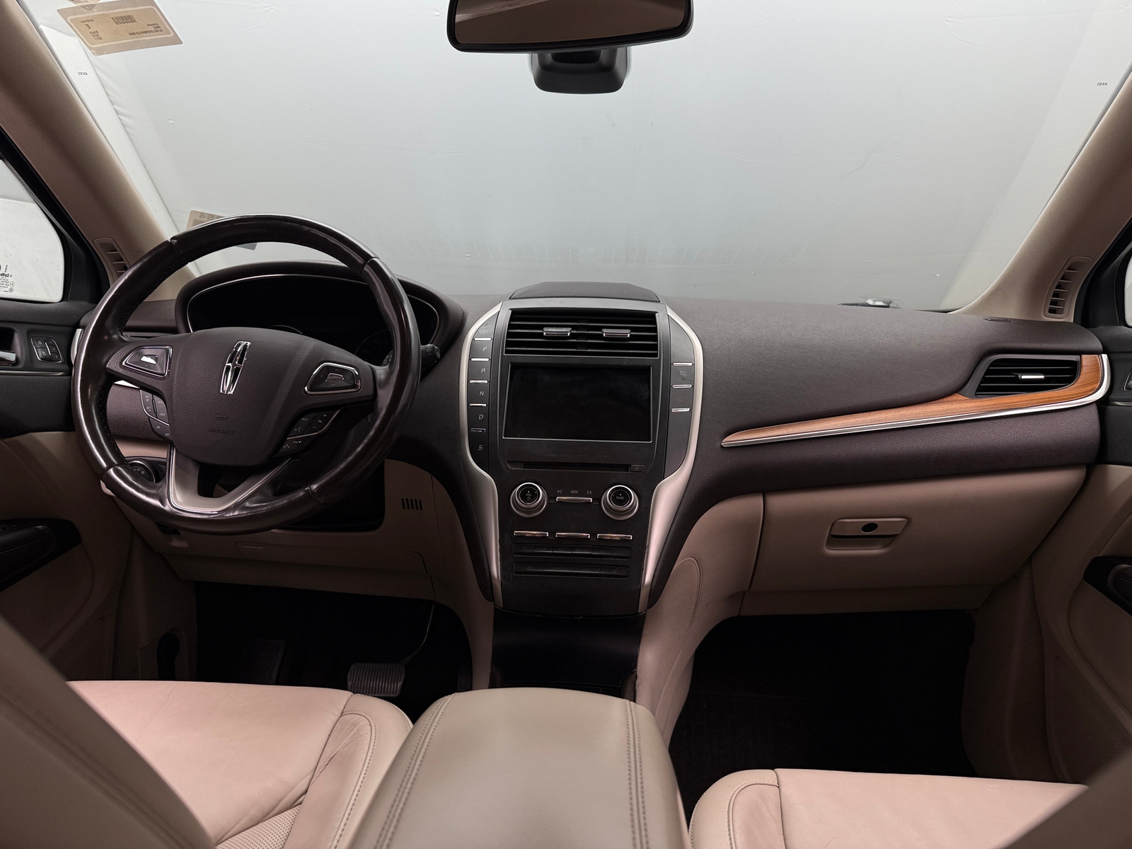 Thumbnail: 2017 Lincoln MKC - 2