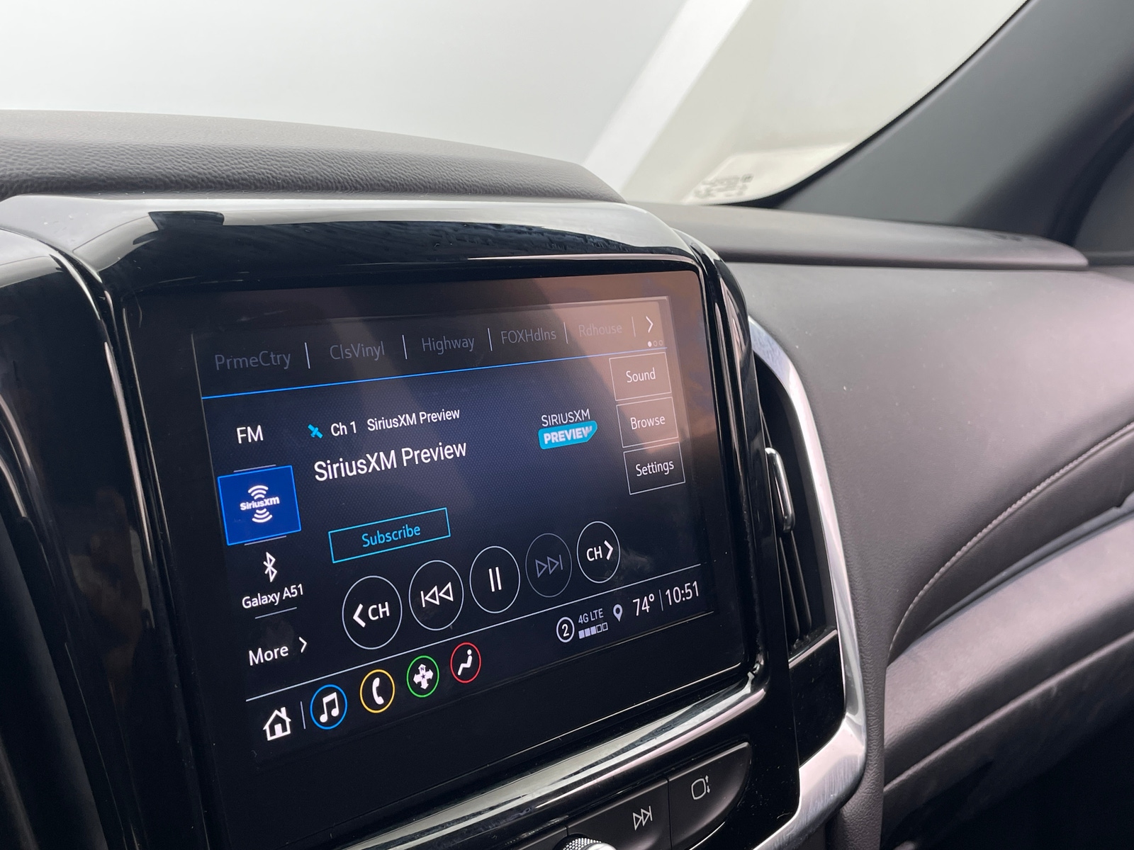 Thumbnail: 2022 Chevrolet Traverse - 4