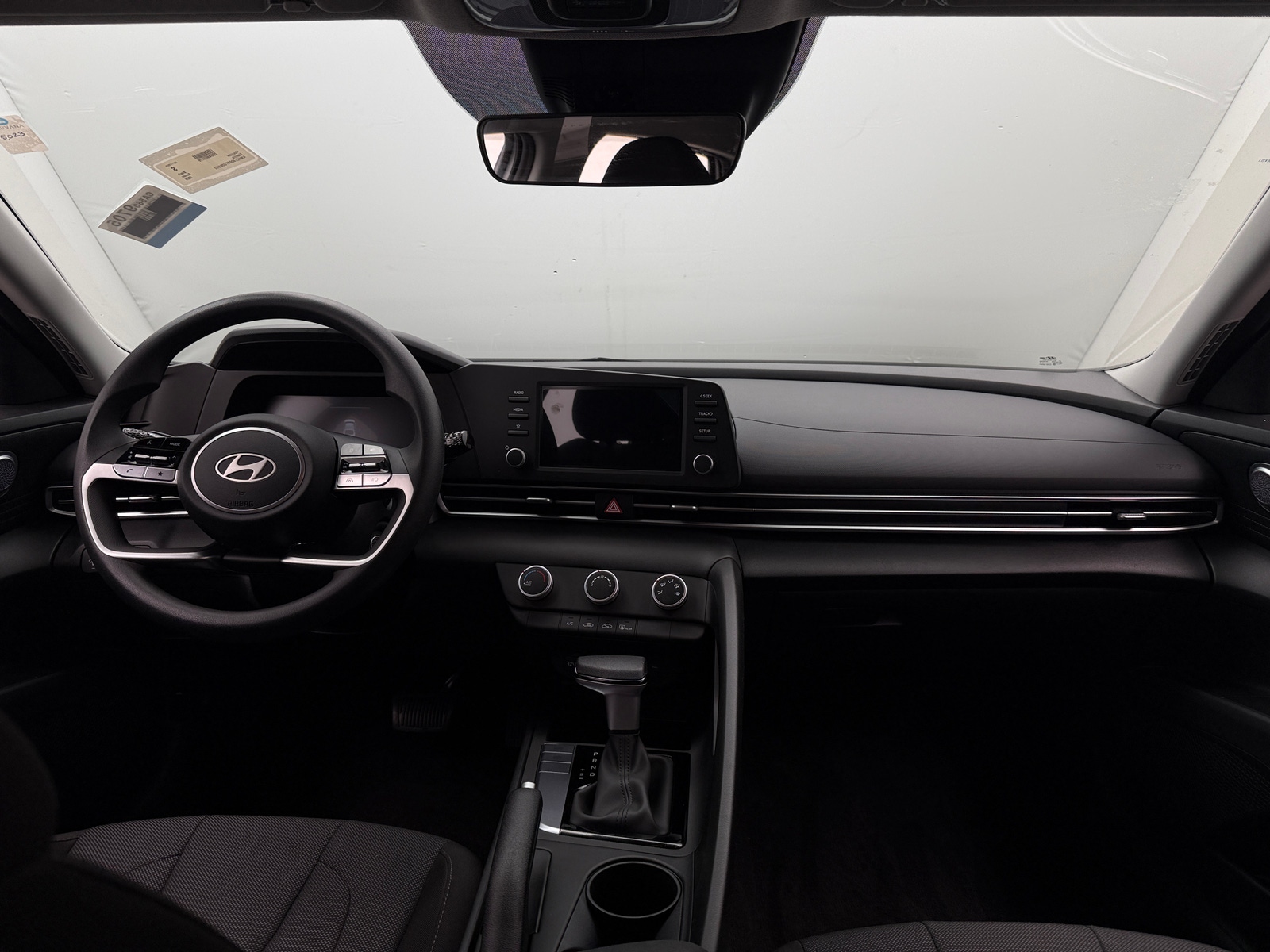 Thumbnail: 2026 Hyundai Elantra - 3