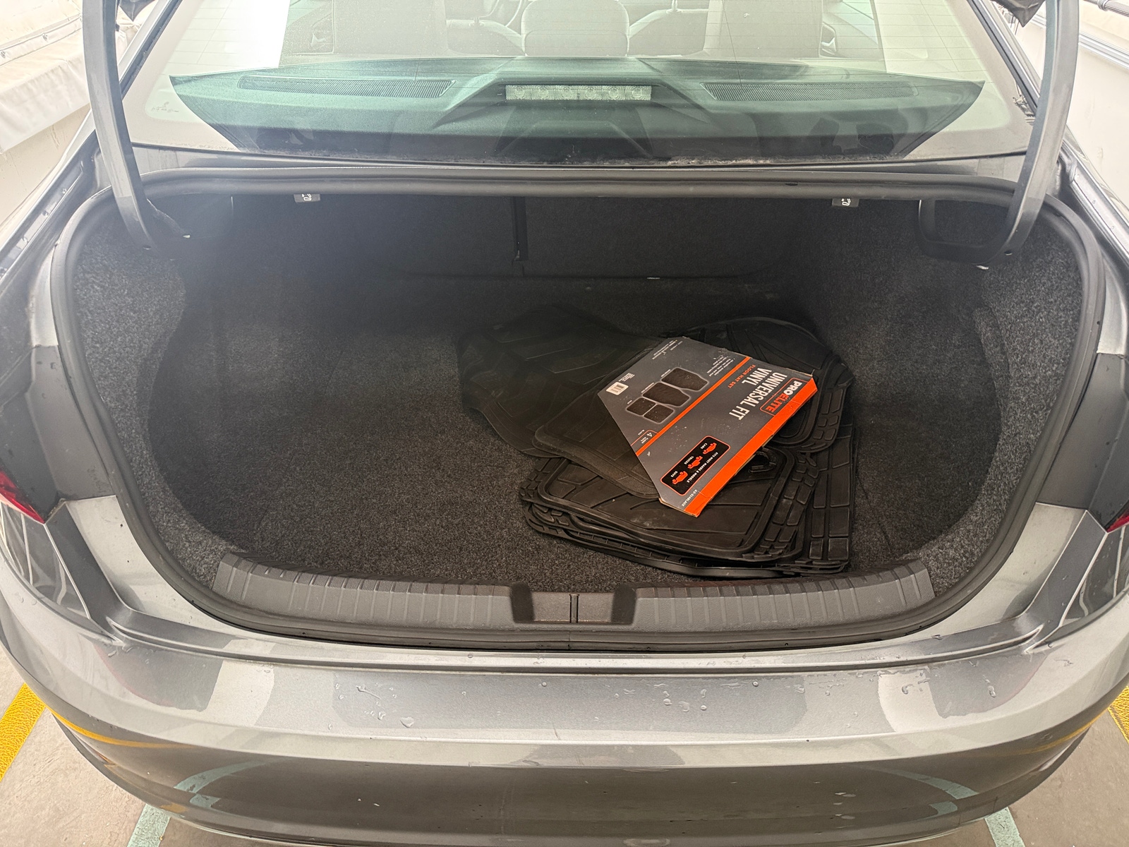 Thumbnail: 2019 Volkswagen Jetta - 6